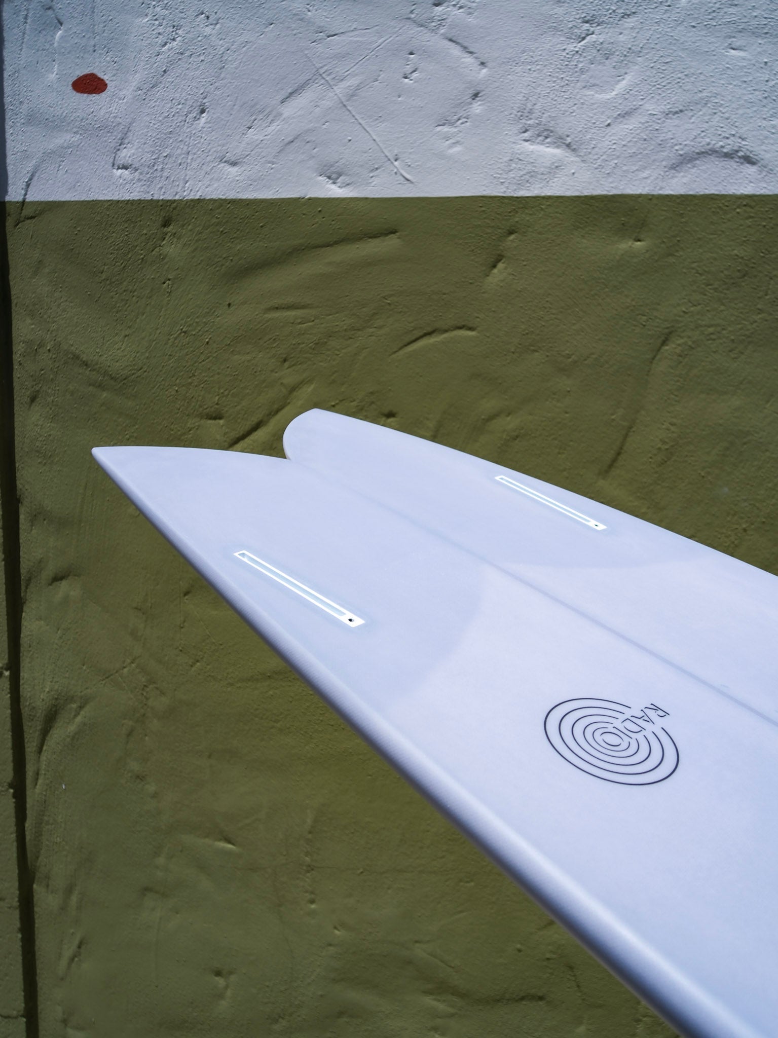 5'10 Radio Classic Fish - Mollusk Surf Shop - description