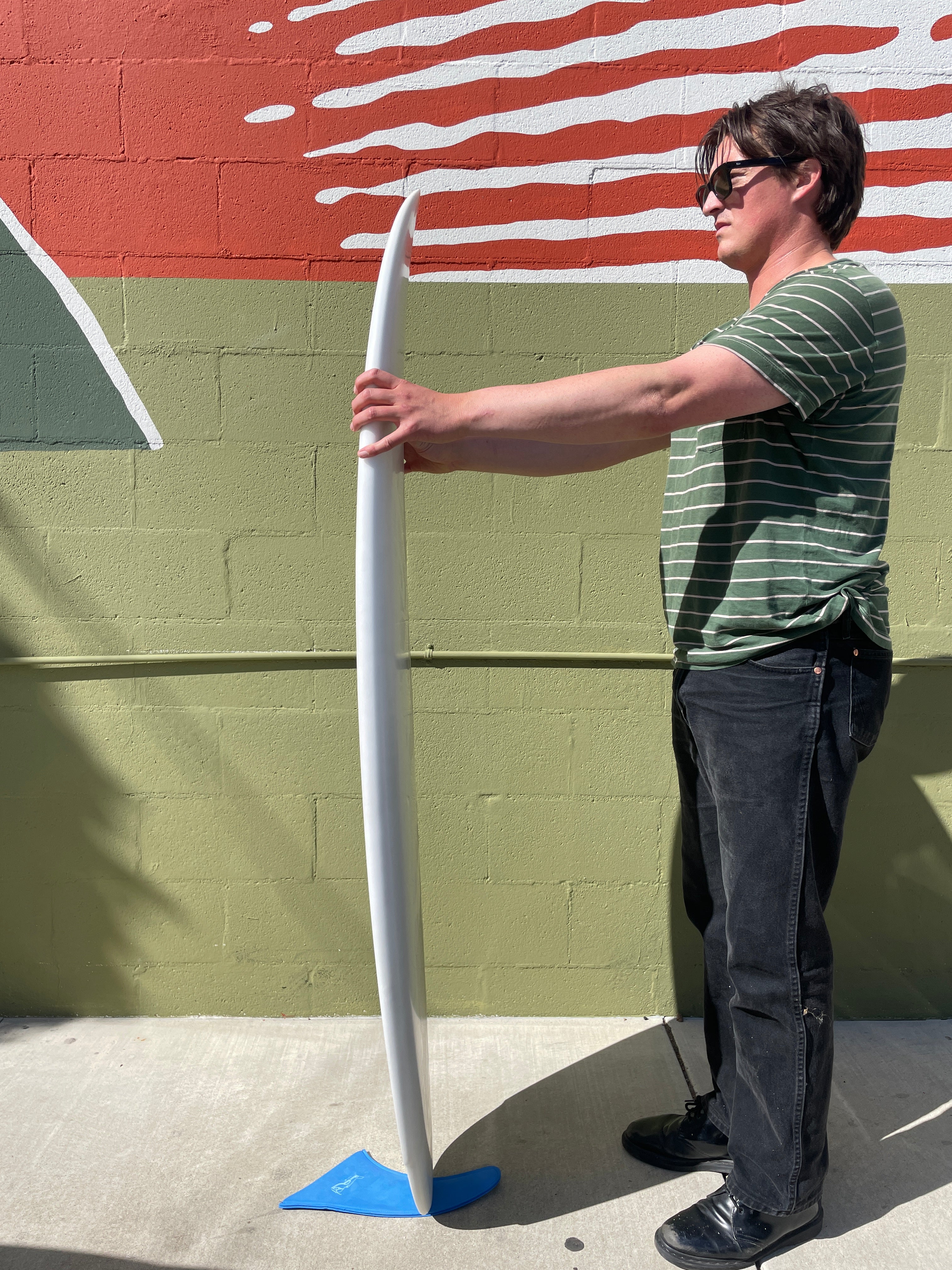5'6 Allan Gibbons Twin Egg - Mollusk Surf Shop