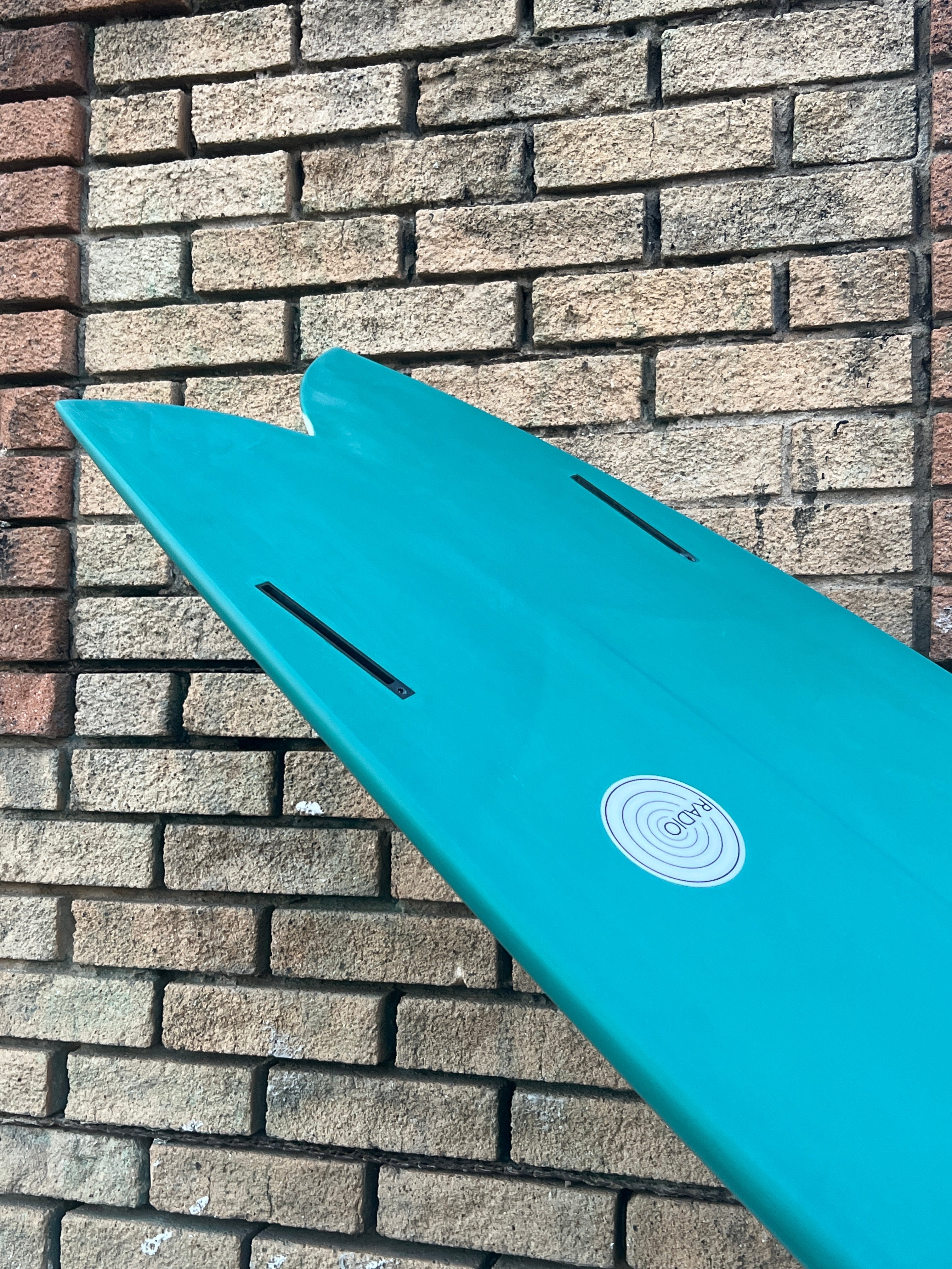 5'6 Radio Classic Fish - Mollusk Surf Shop - description