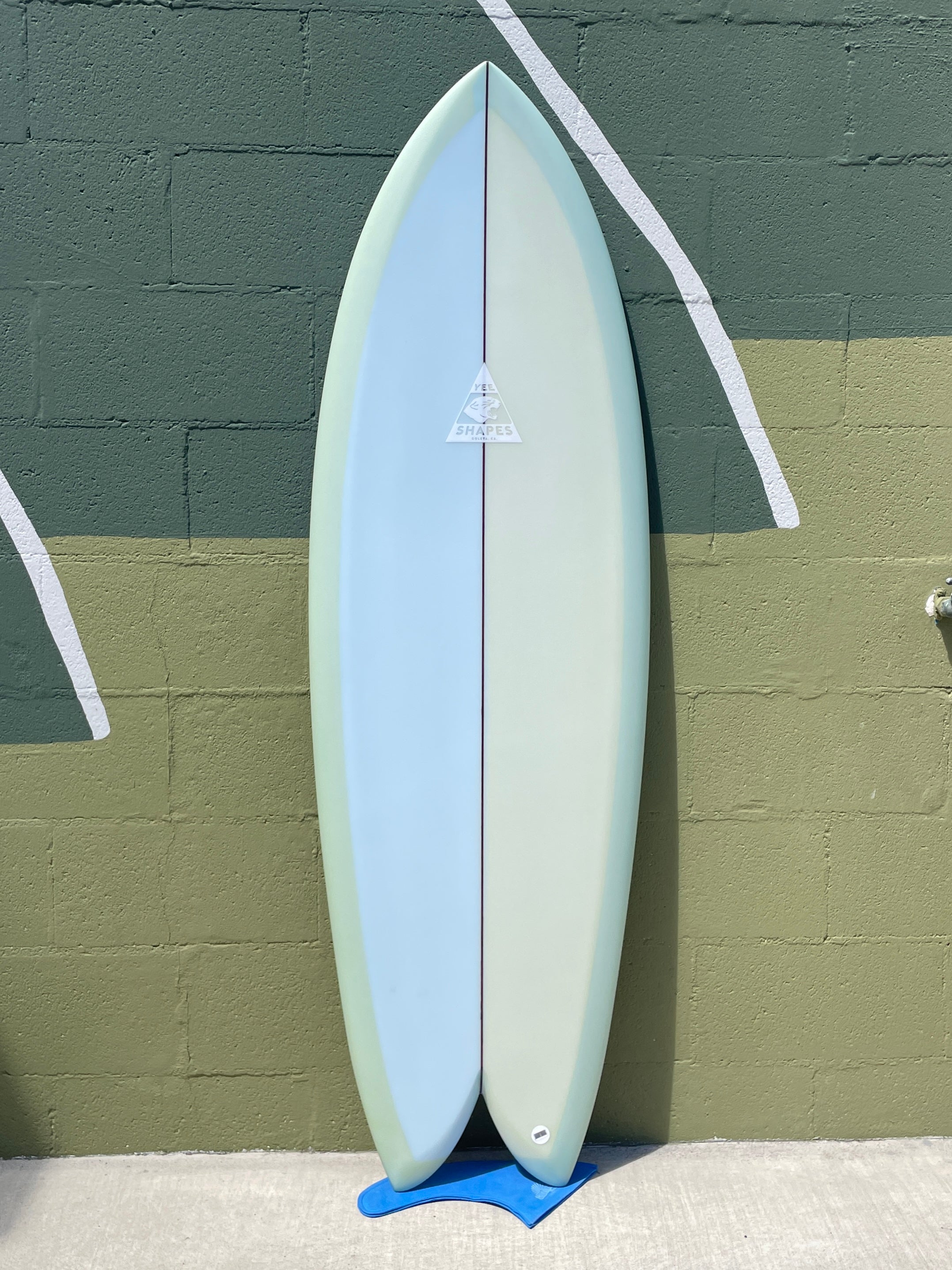 5'6 Yee Shapes Fish - Mollusk Surf Shop