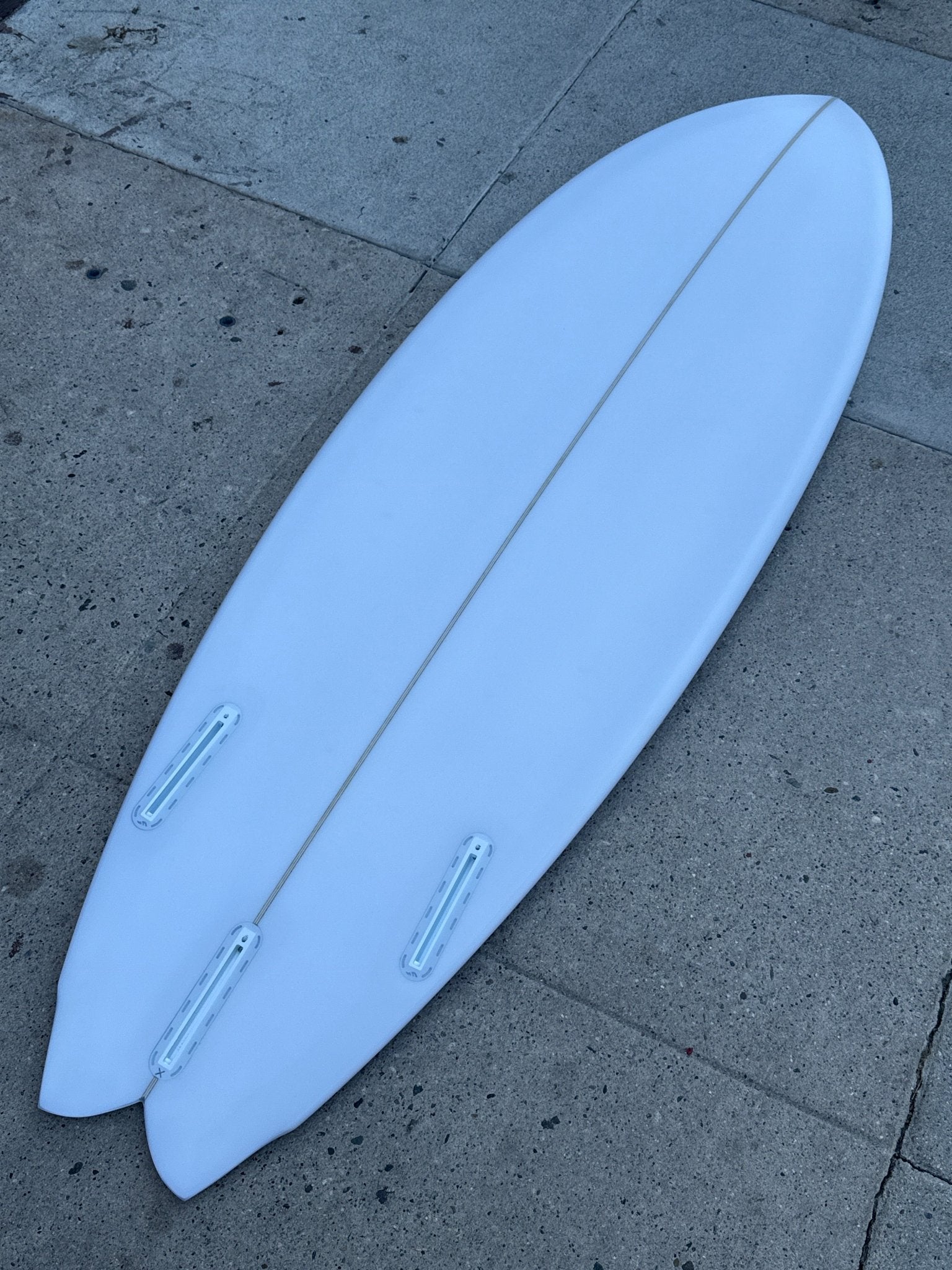 5'7 Elmore Punko Twin - Mollusk Surf Shop