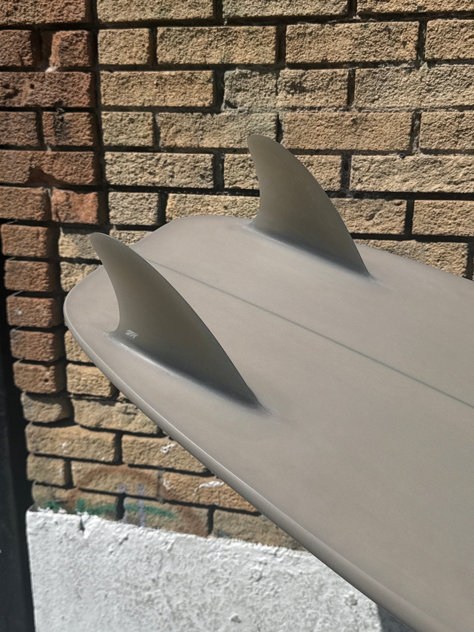 5'8 Lewis Shapes Simmons - Mollusk Surf Shop - description