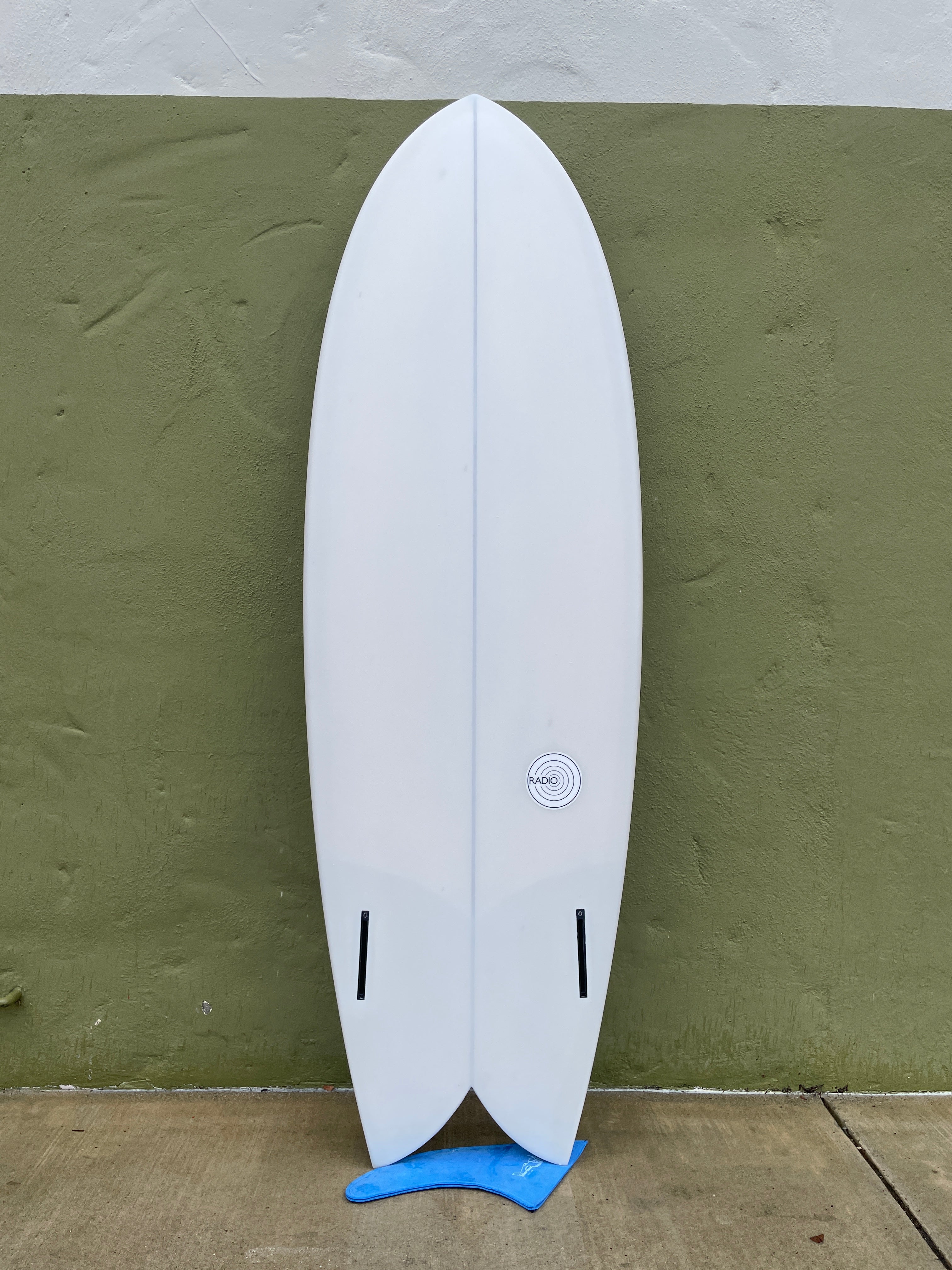 5'8 Radio Classic Fish - Mollusk Surf Shop