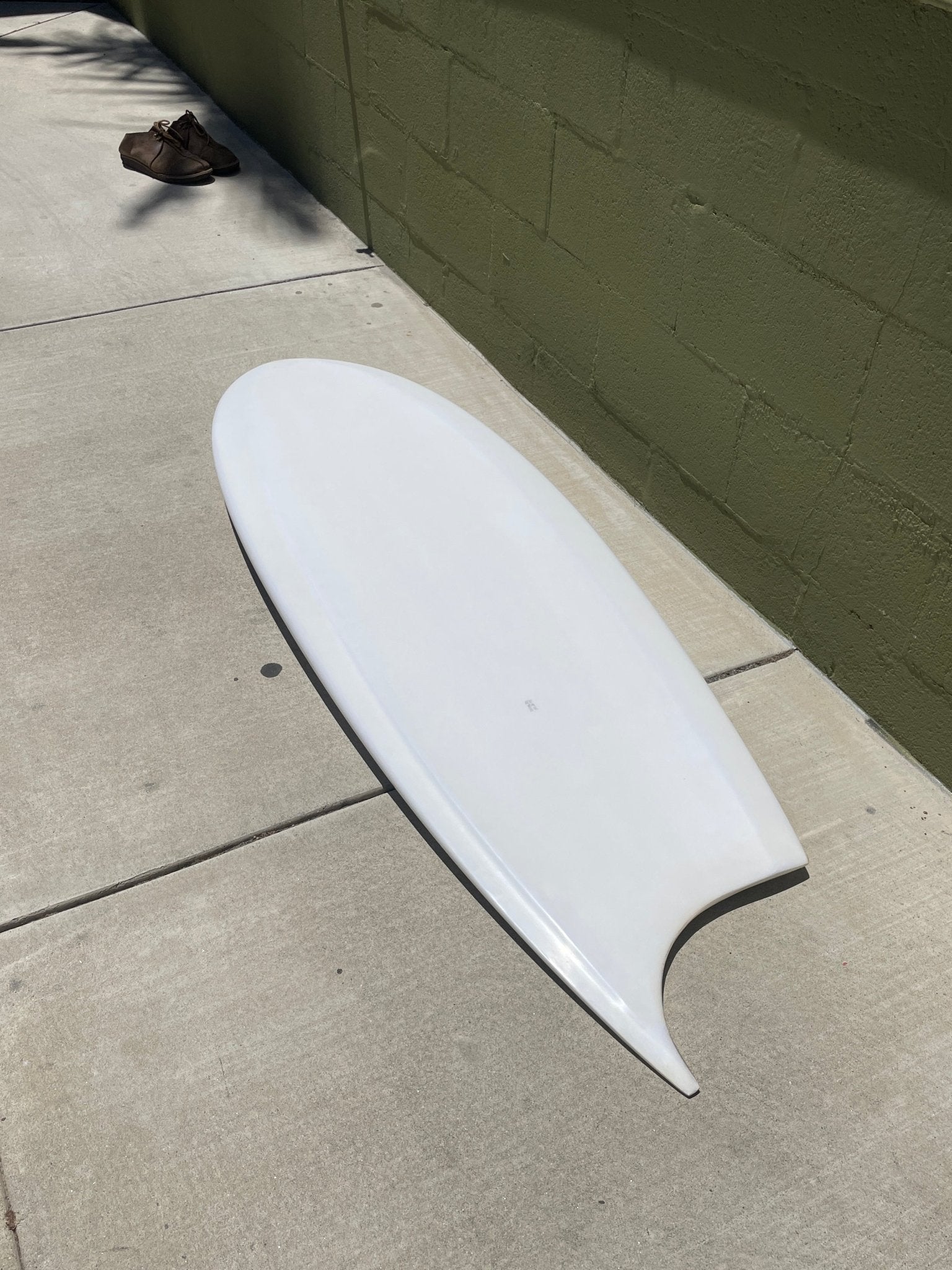 5'9 Love Machine Rabbitsfoot (Regular Foot) - Mollusk Surf Shop