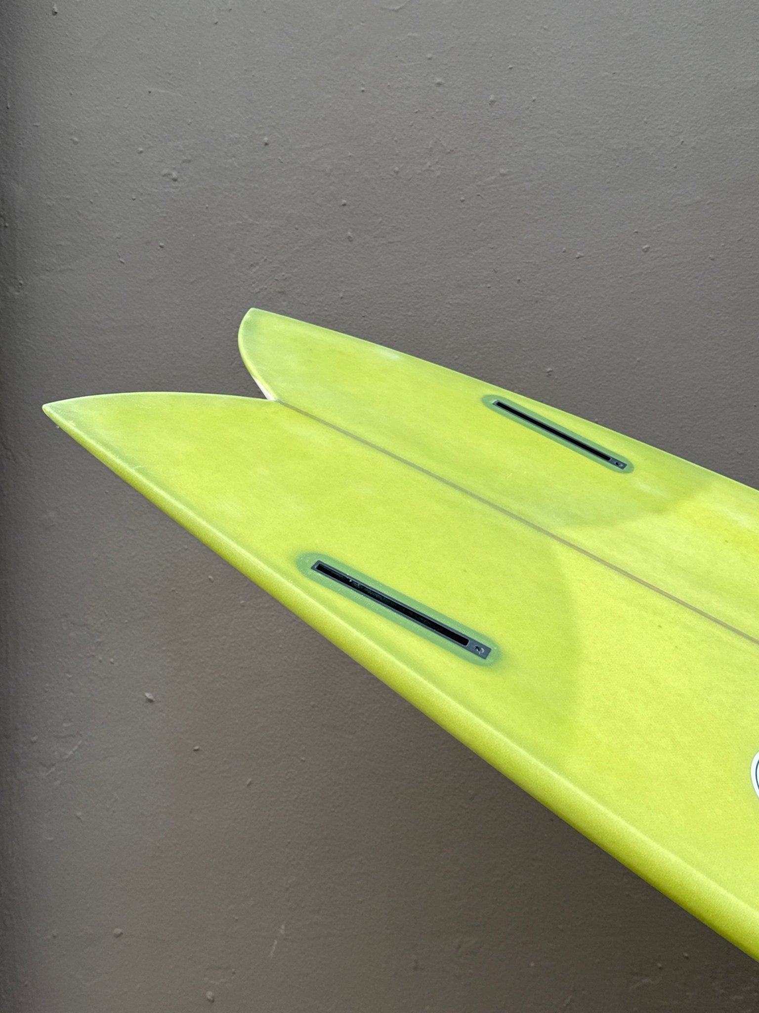 5'9 Radio Classic Fish - Mollusk Surf Shop - description