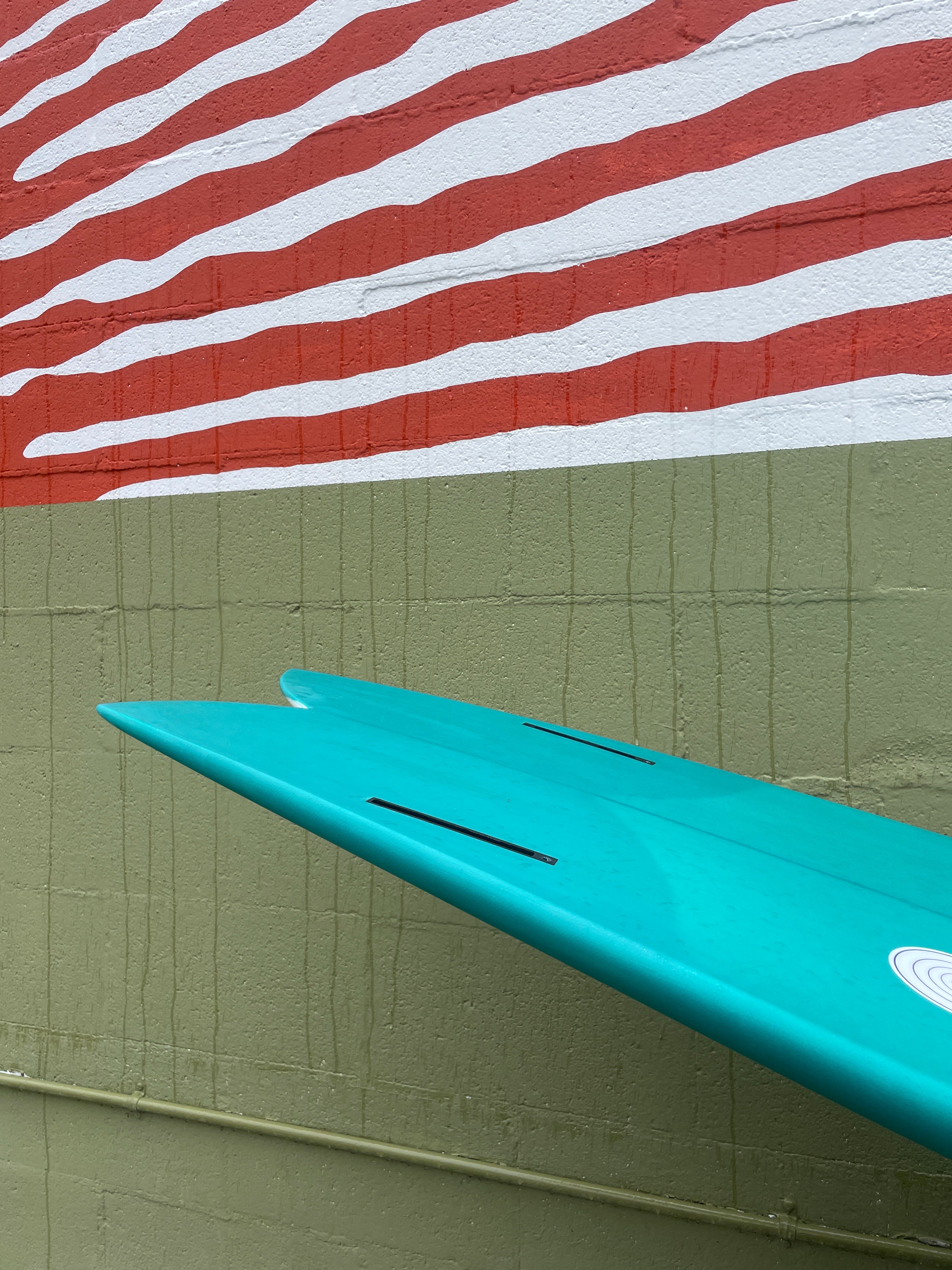 6'10 Radio Mid Fish - Mollusk Surf Shop - description