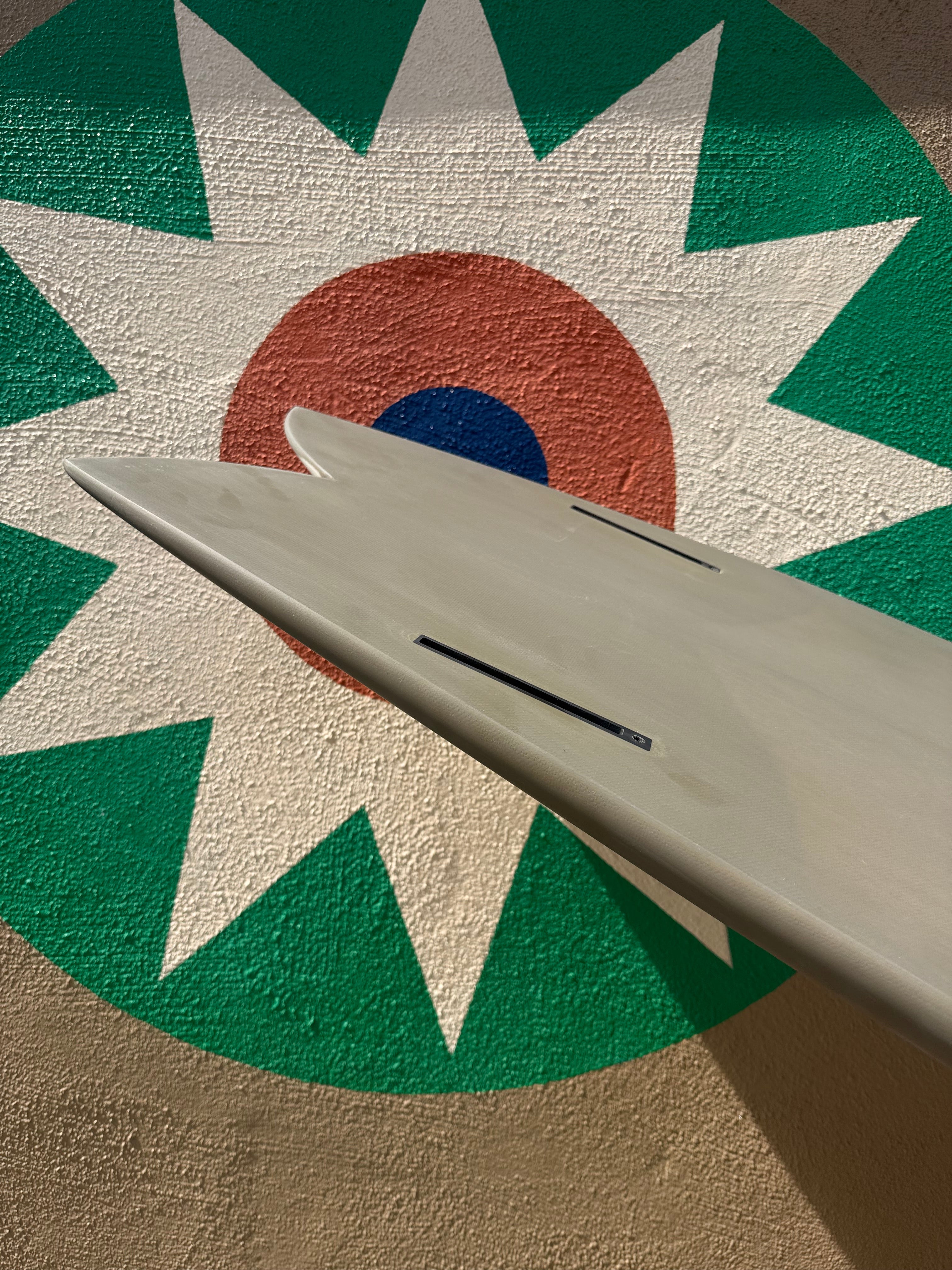 6'10 Radio Mid Fish - Mollusk Surf Shop - description