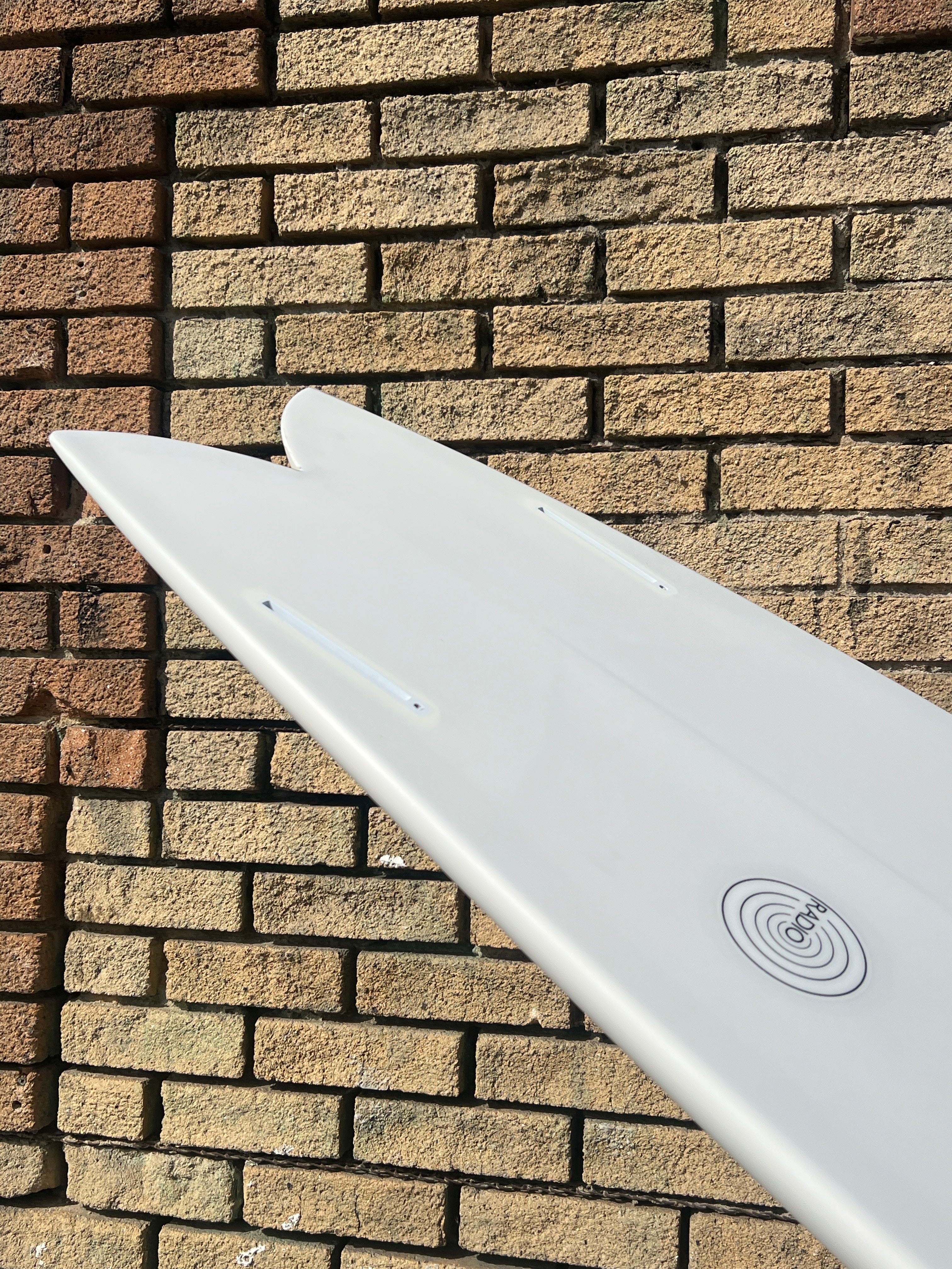 6'6 Radio Mid Fish - Mollusk Surf Shop - description
