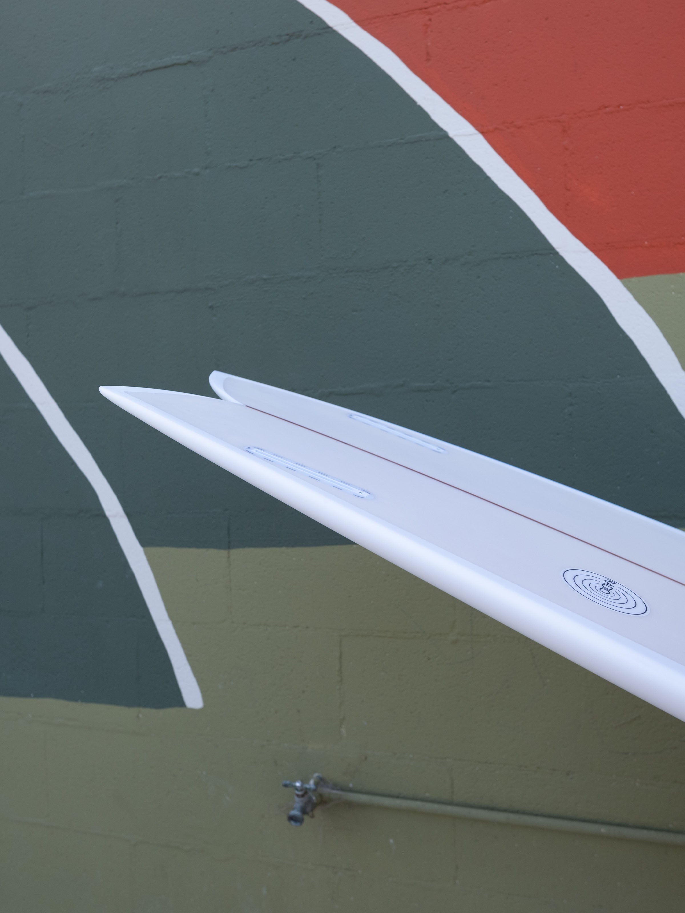 6'6 Radio Mid Fish - Mollusk Surf Shop - description