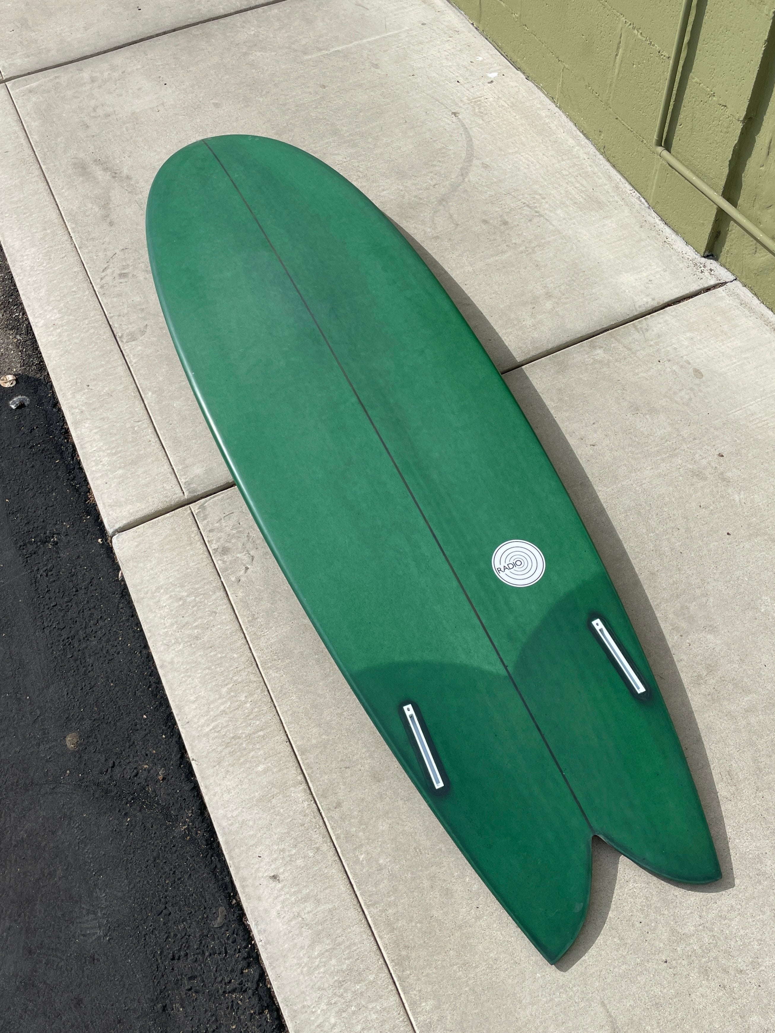 6'6 Radio Mid Fish - Mollusk Surf Shop - description