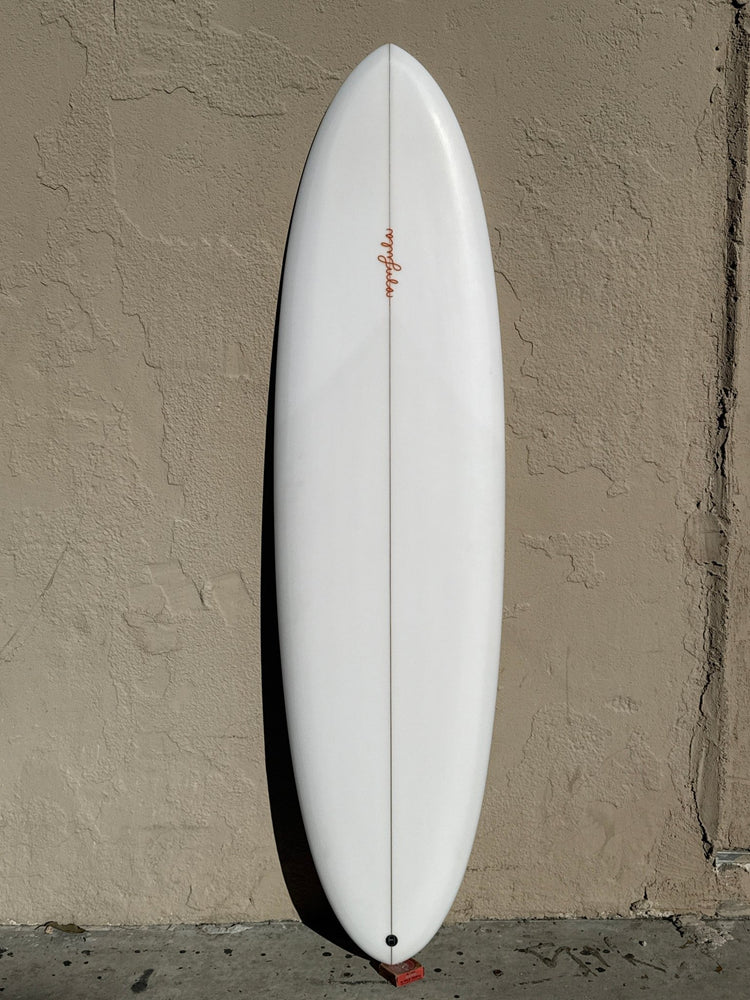 6'8 Lula Twinzer