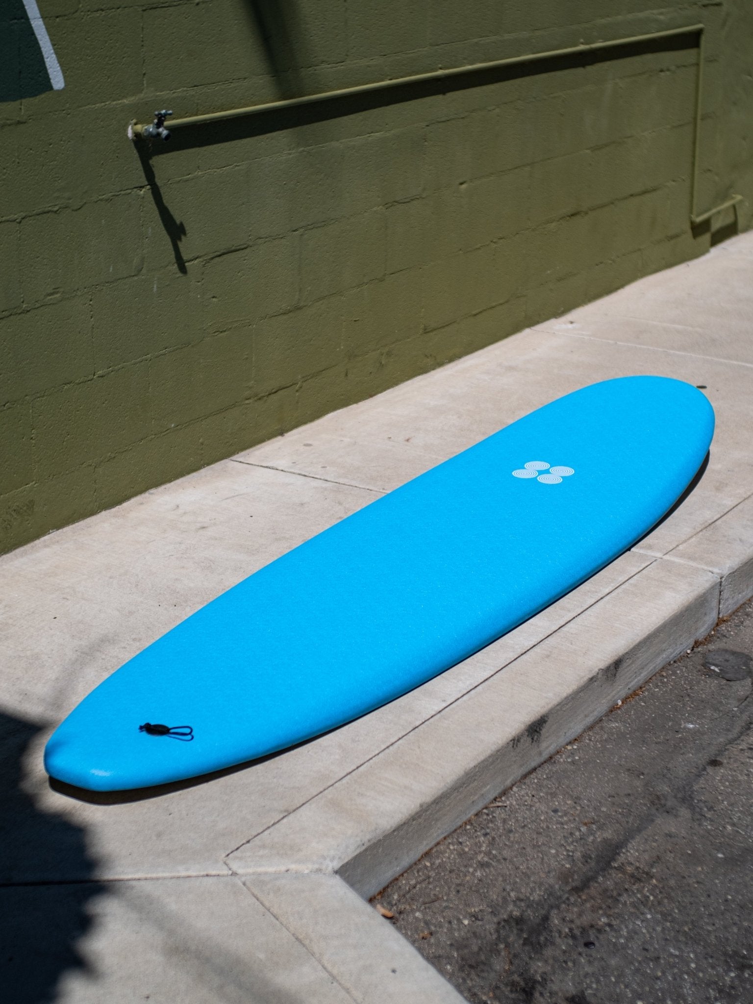 8'0 88 Surfboard ~ Blue/White - Mollusk Surf Shop