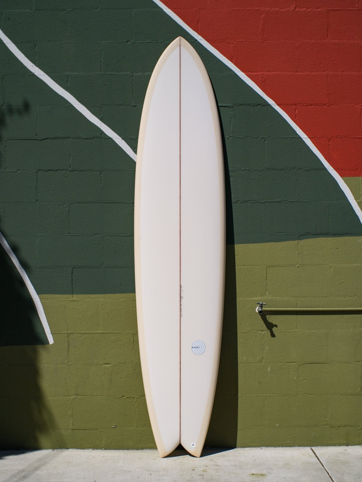 8'6 Radio Ocean Liner - Mollusk Surf Shop