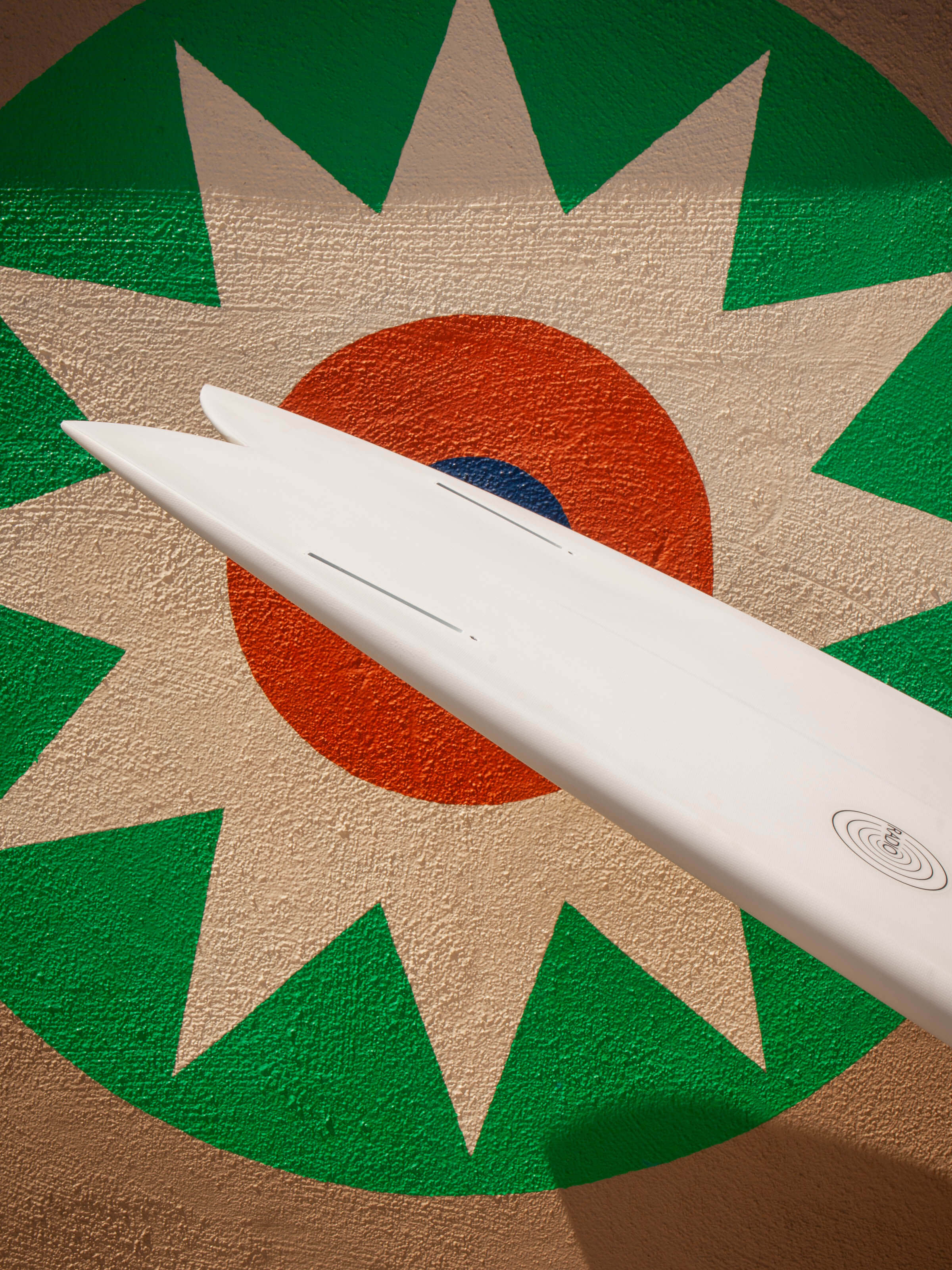 8'6 Radio Ocean Liner - Mollusk Surf Shop   - description