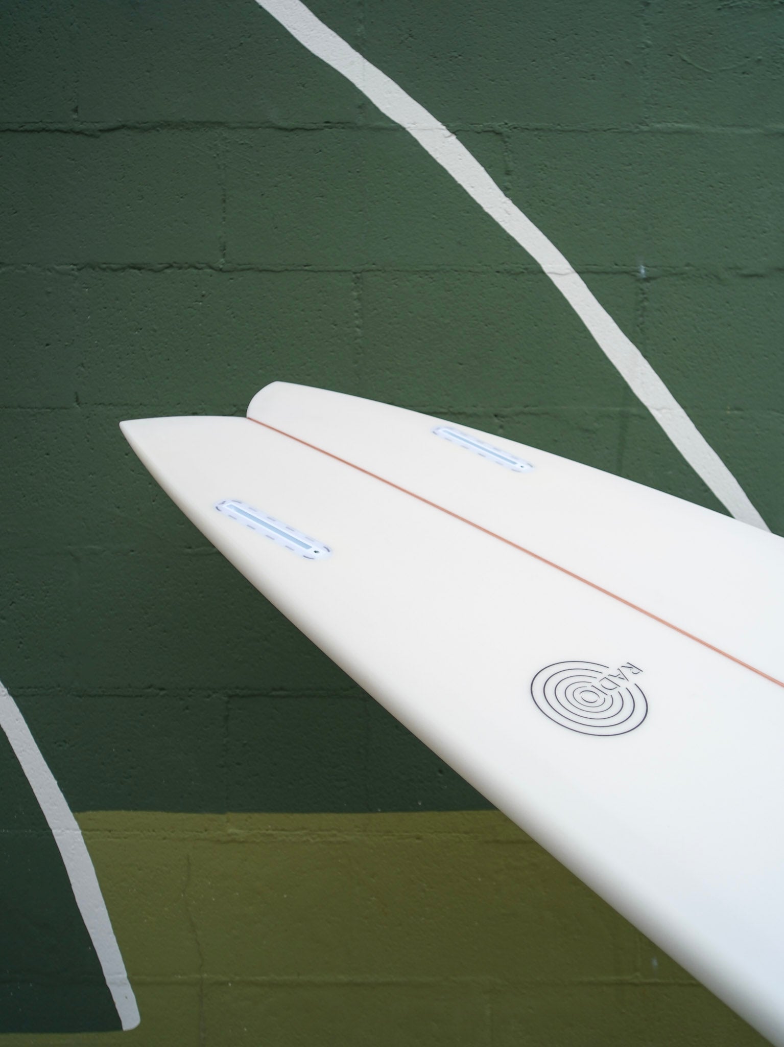 8'6 Radio Ocean Liner - Mollusk Surf Shop - description