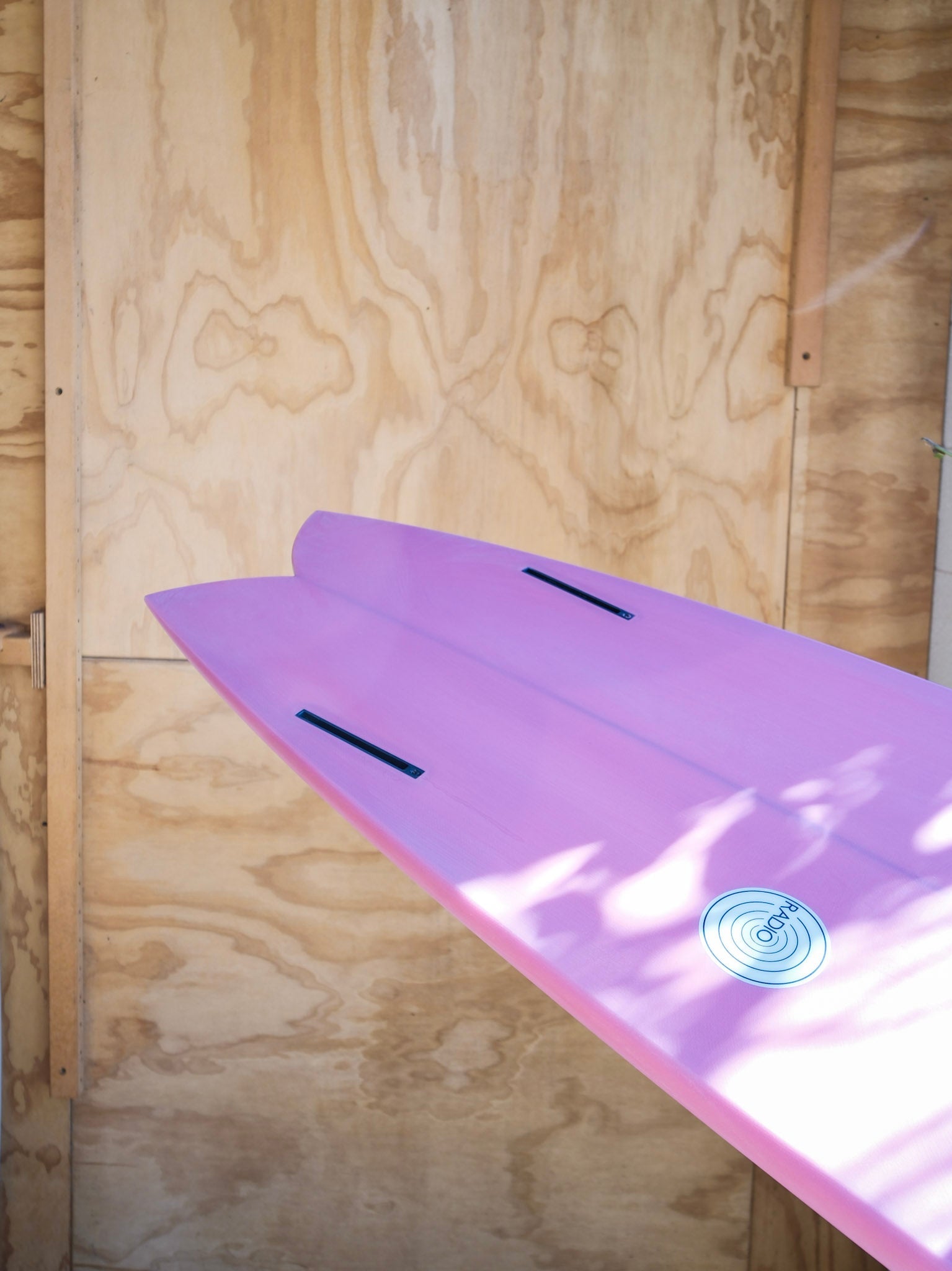 8'6 Radio Ocean Liner - Mollusk Surf Shop - description