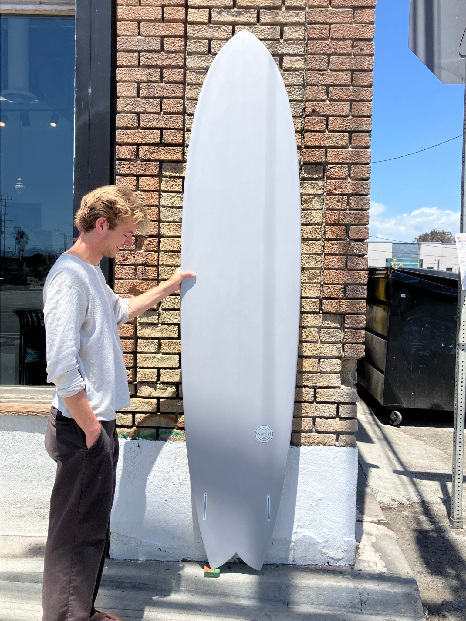 8'6 Radio Ocean Liner - Mollusk Surf Shop