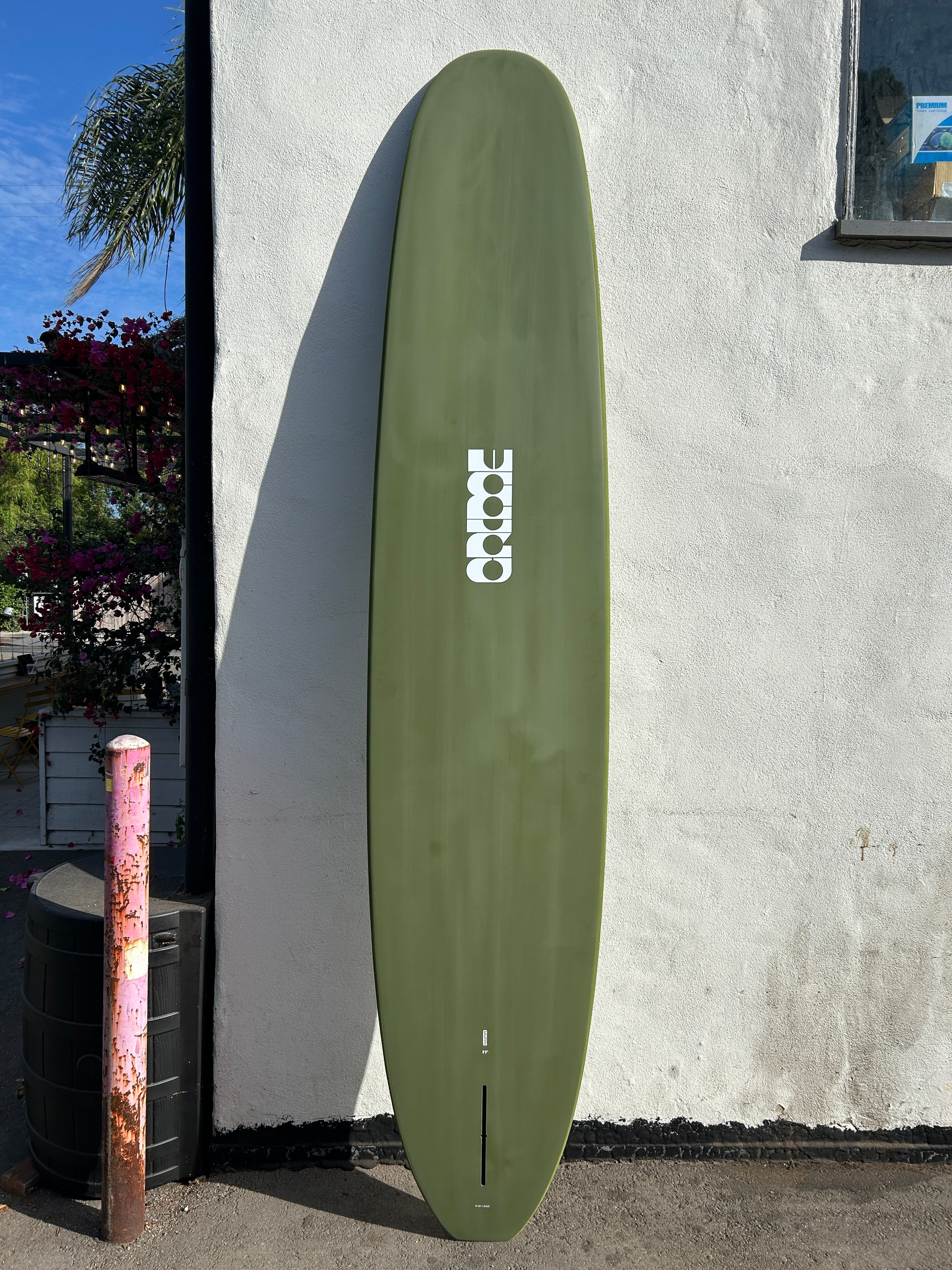 9'8 Crime Involvment - Mollusk Surf Shop