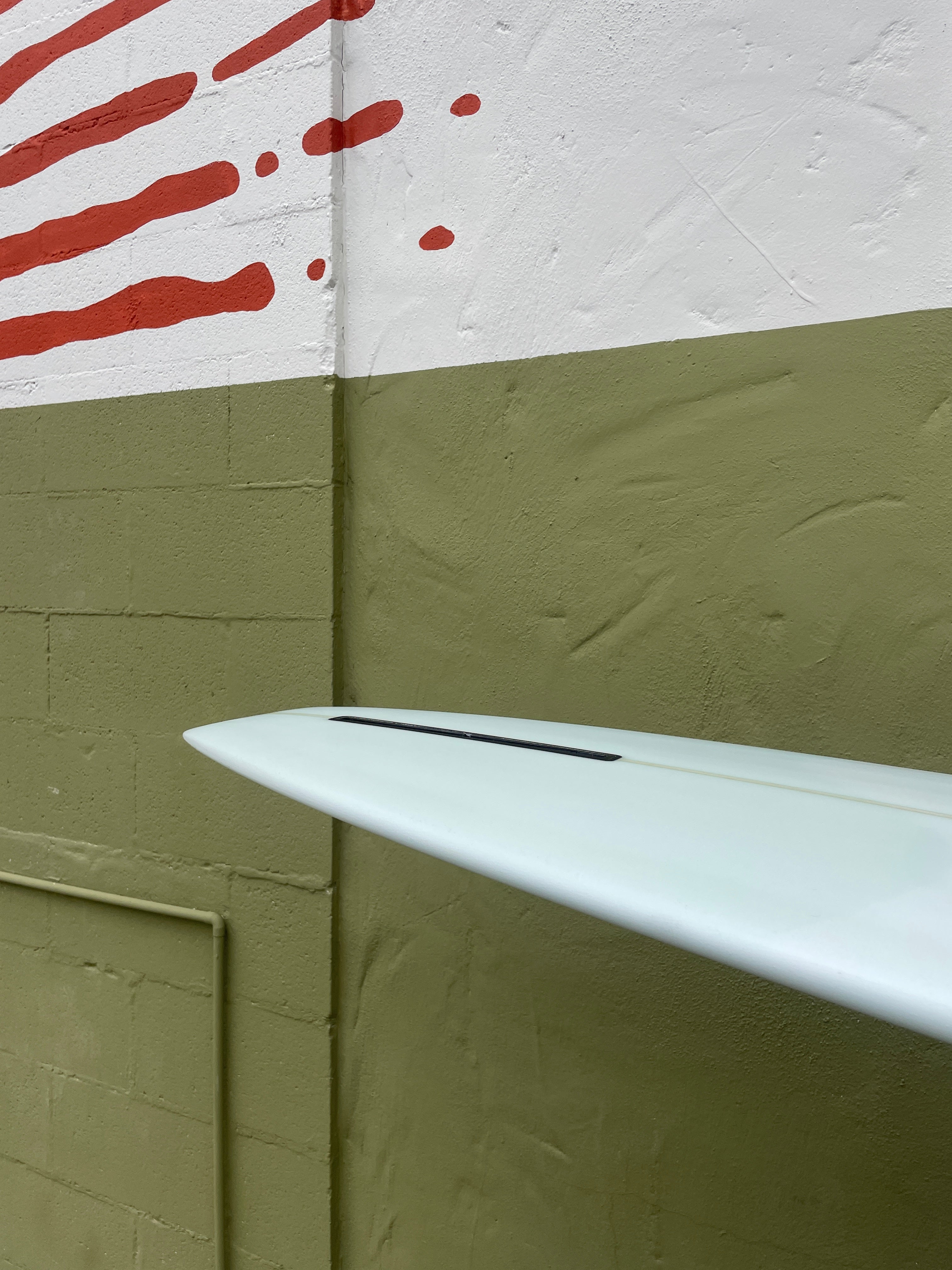 9'9 Gato Heroi Playboy - Mollusk Surf Shop - description