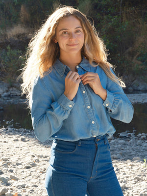 Beatrix Shirt - XS - Mollusk Surf Shop - description