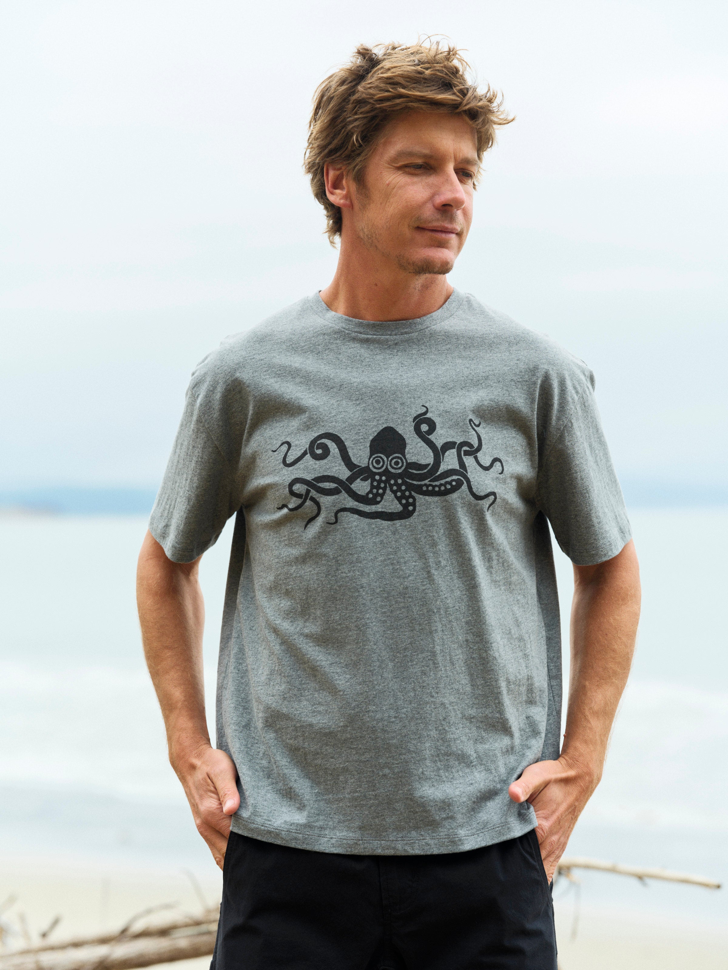 Cephalopod Tee - S - Mollusk Surf Shop