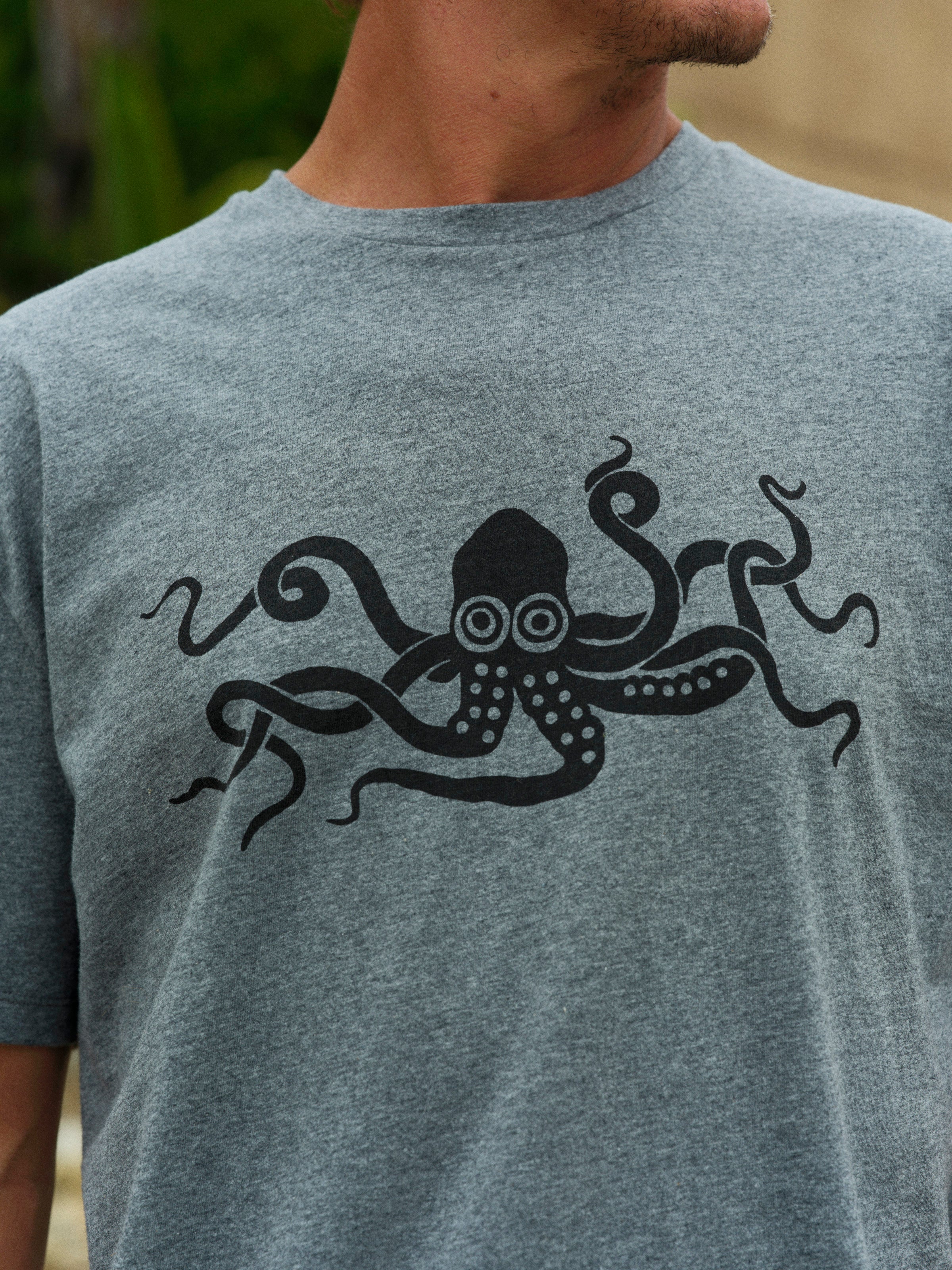 Cephalopod Tee - S - Mollusk Surf Shop