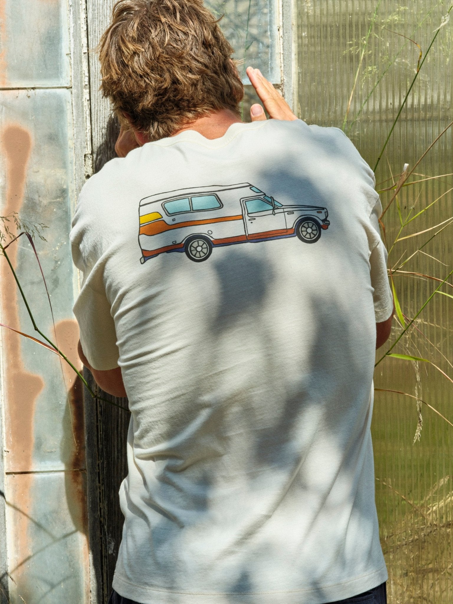 Chinook Tee - S - Mollusk Surf Shop