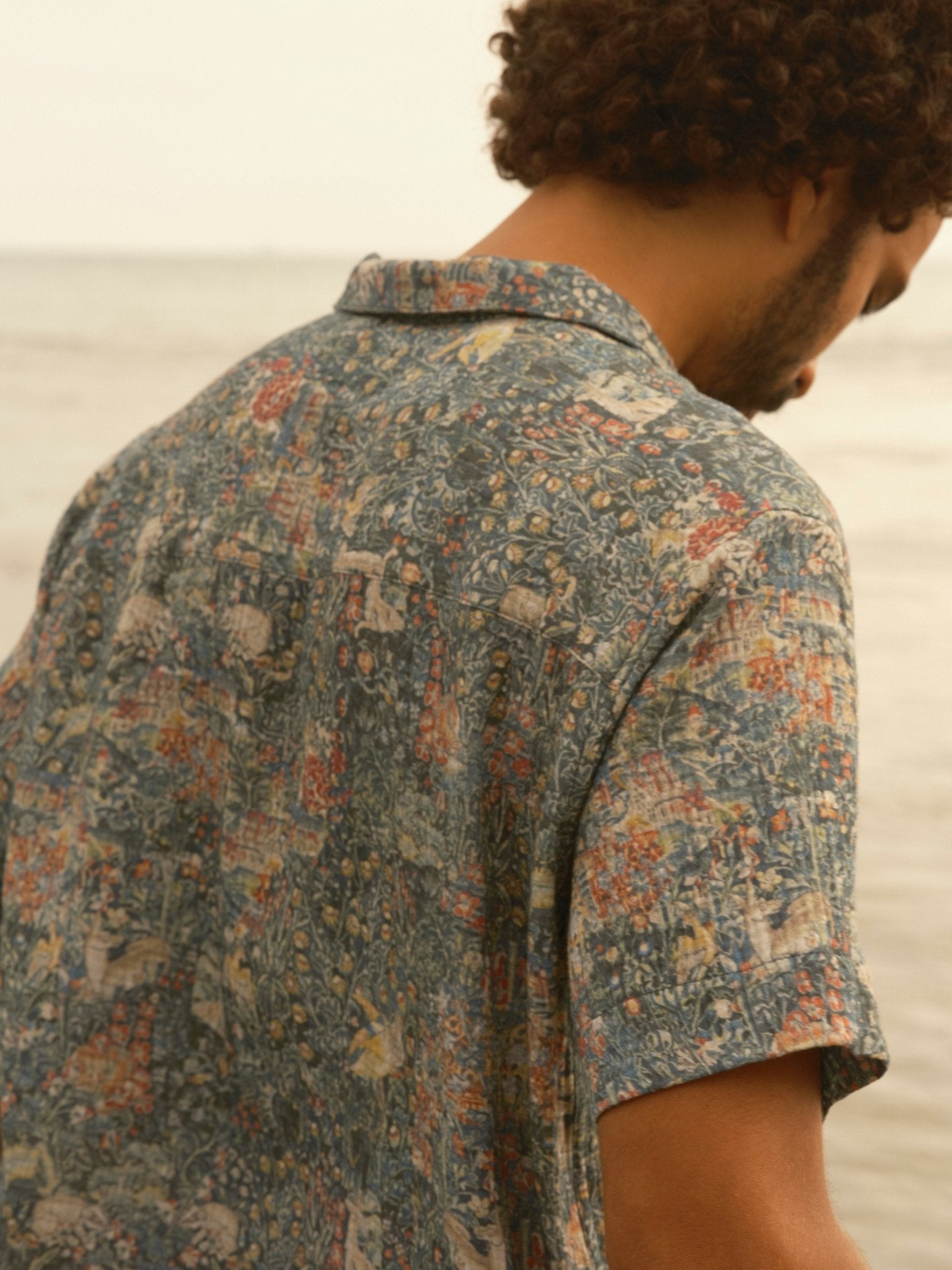 Cosmo Shirt - S - Mollusk Surf Shop