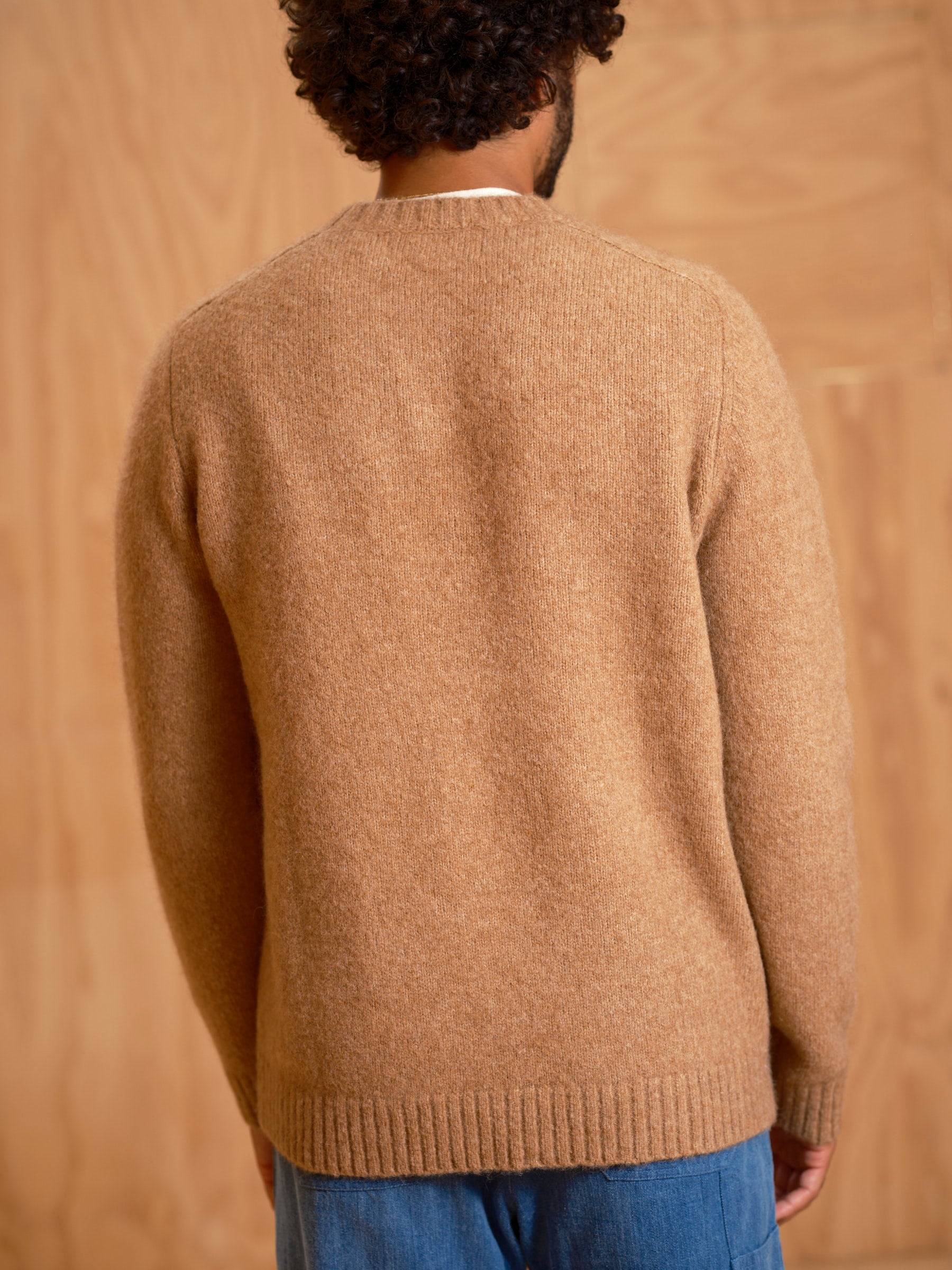 Fuzzy Cambridge Sweater - S - Mollusk Surf Shop