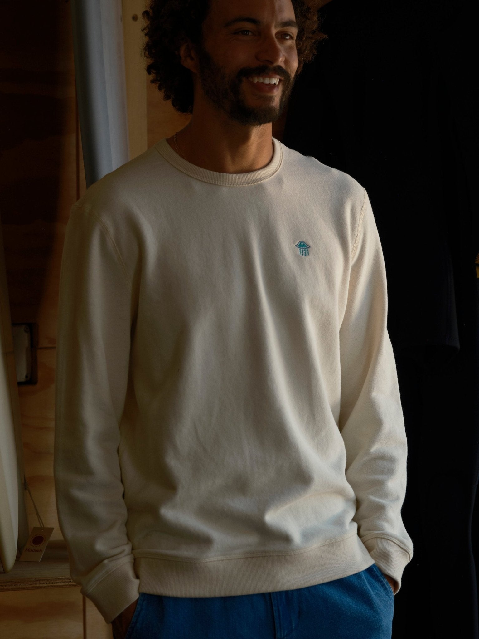 Jellyfish Crew - S - Mollusk Surf Shop