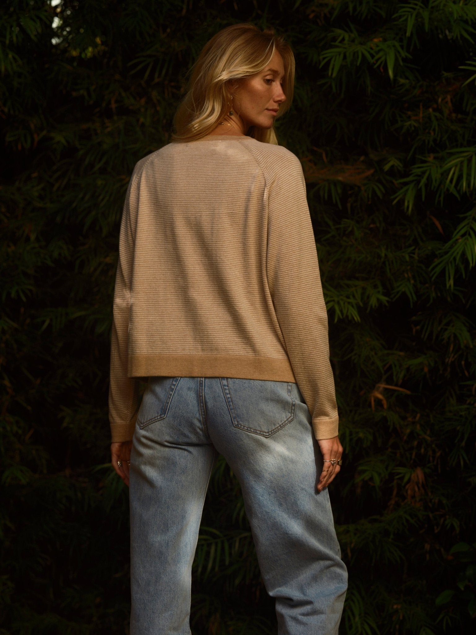 Loosey Pullover - XS - Mollusk Surf Shop