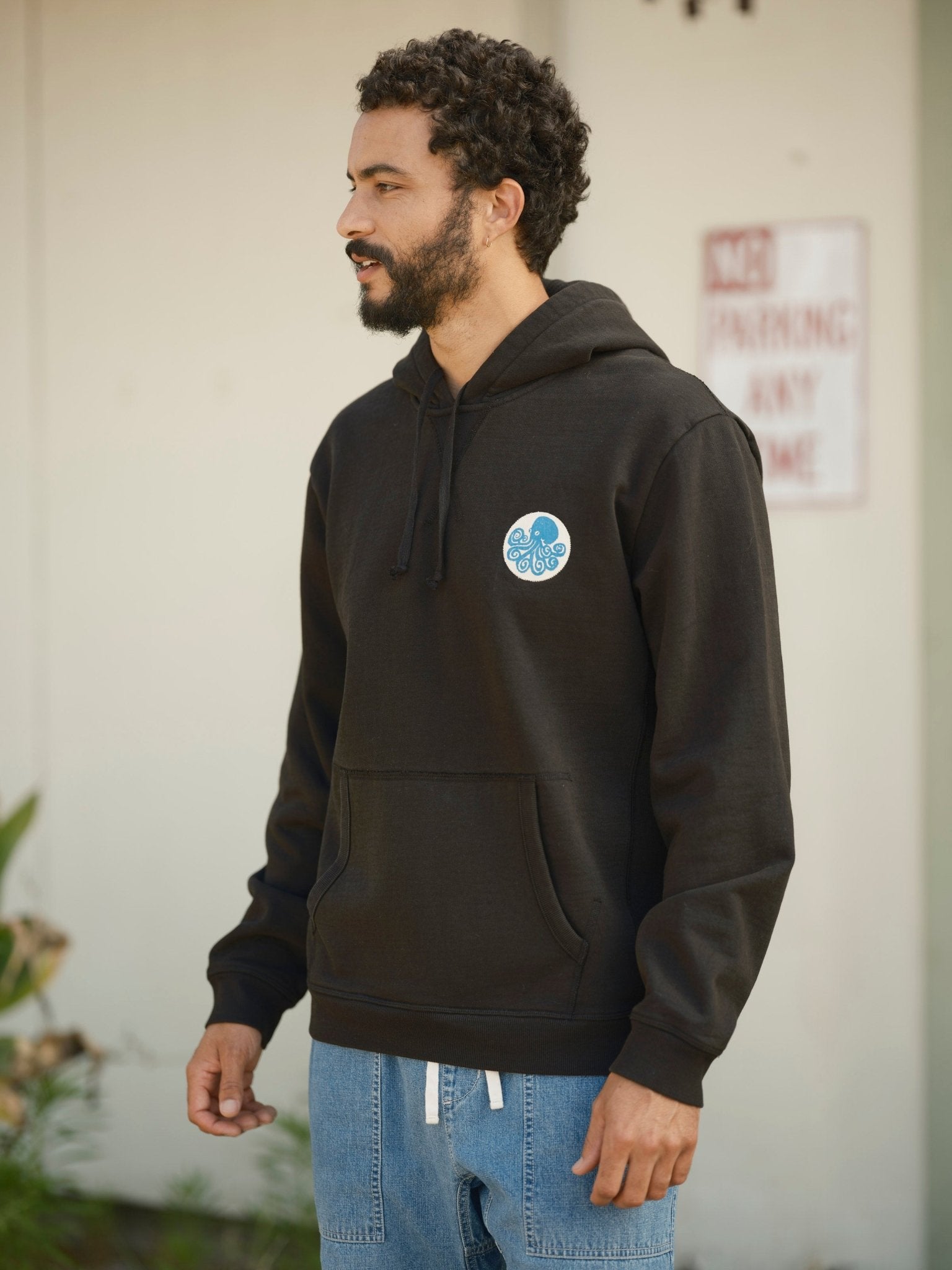 Max Octo Patch Hoodie - S - Mollusk Surf Shop