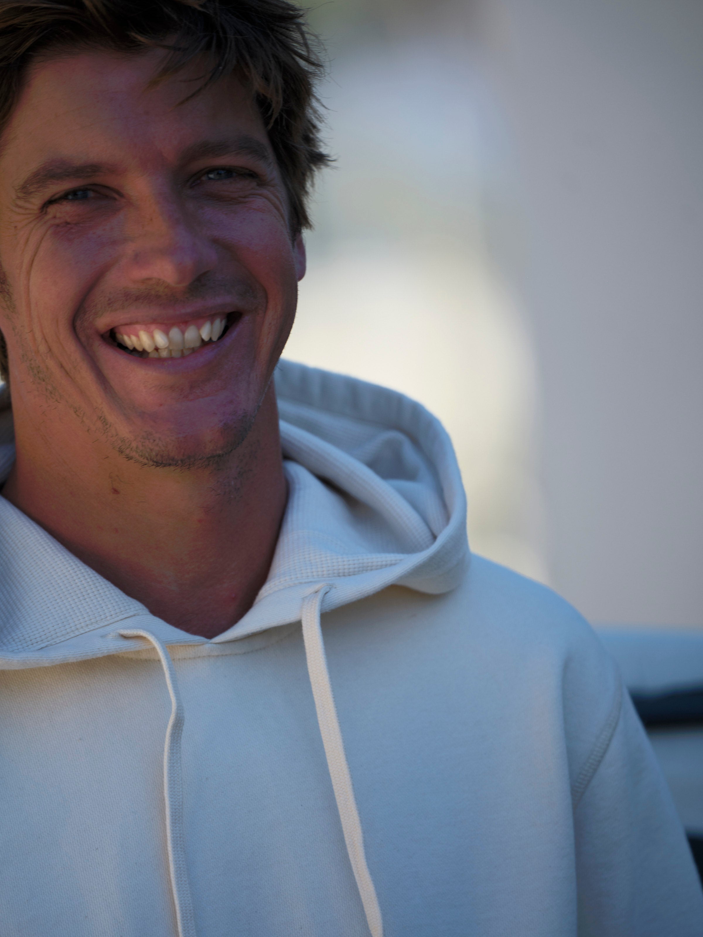 Max Pullover - S - Mollusk Surf Shop