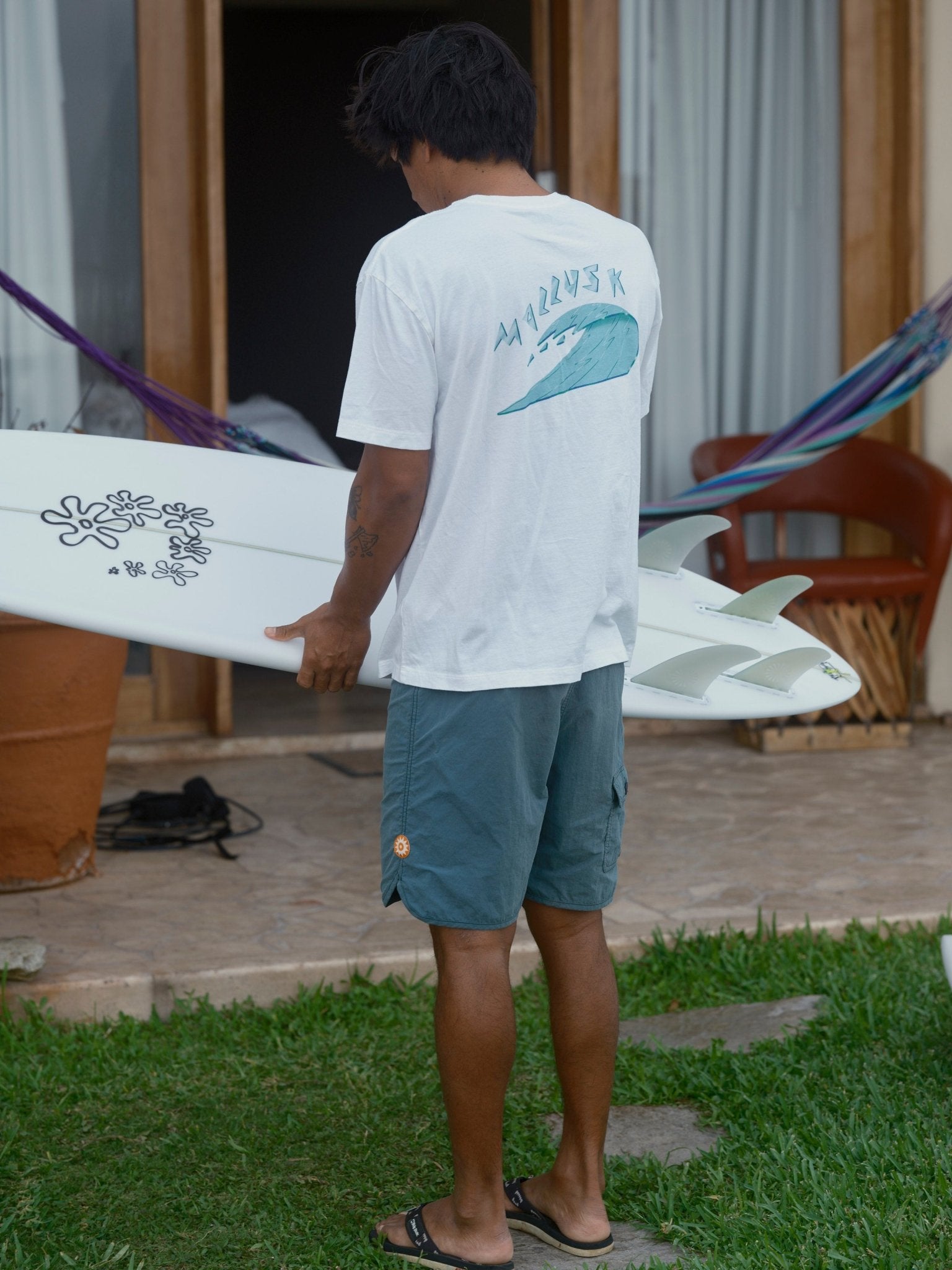 Mollusk Glass Tee - S - Mollusk Surf Shop