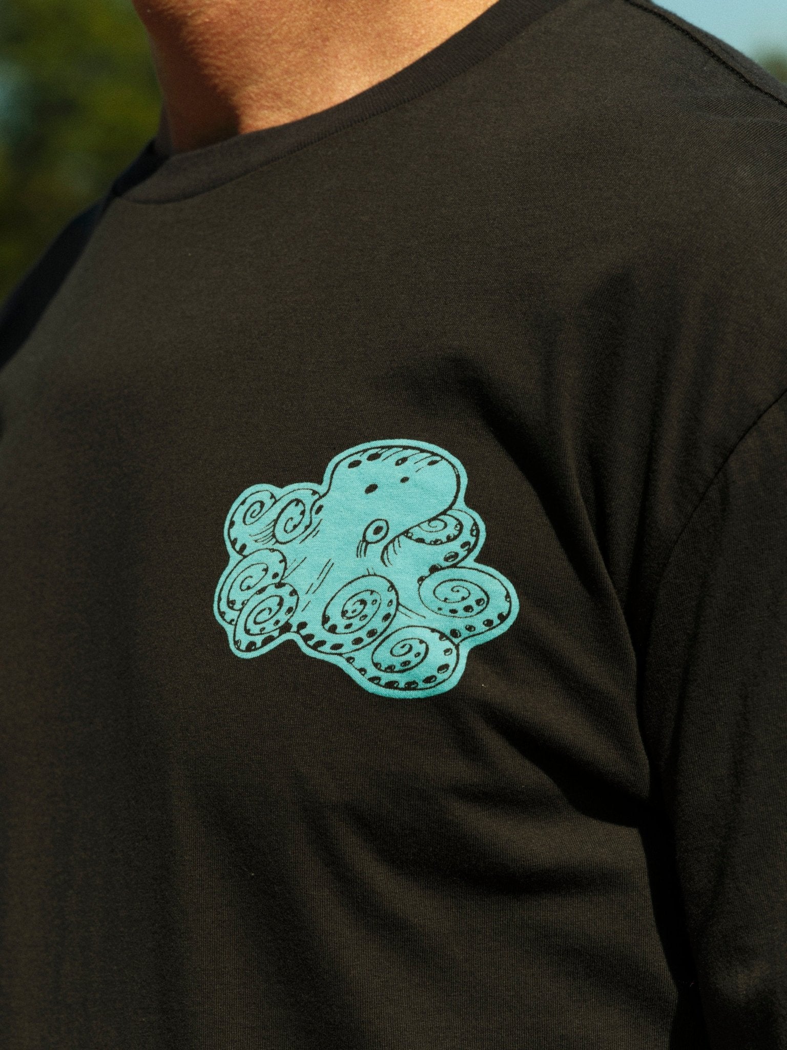 Octo Long Sleeve - S - Mollusk Surf Shop
