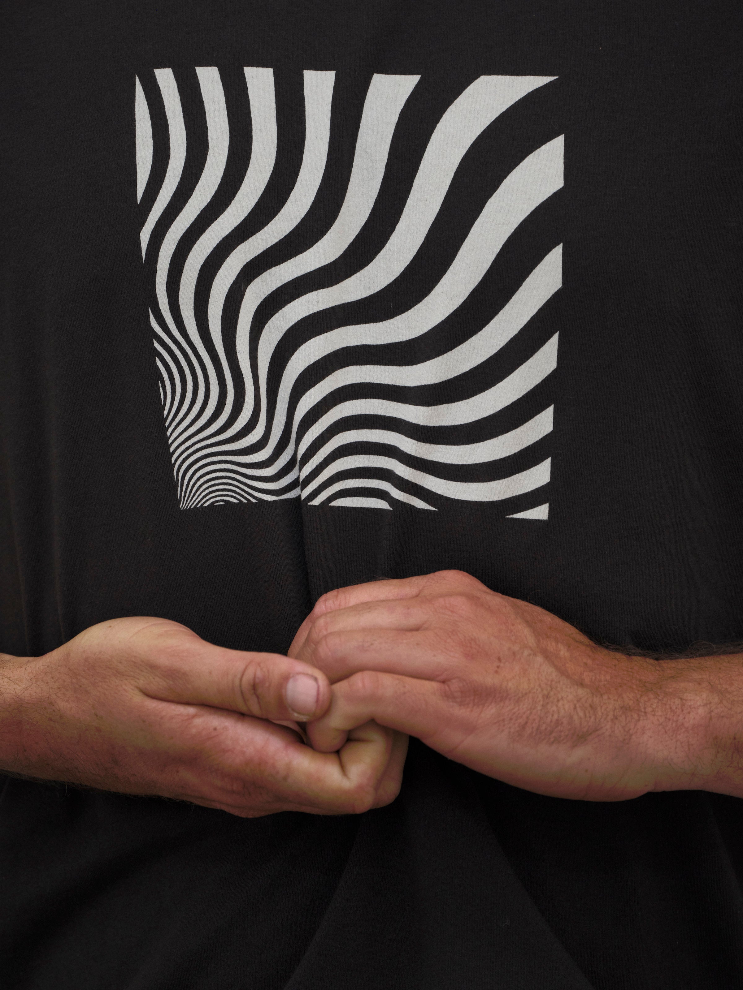 Optic Wave Tee - S - Mollusk Surf Shop