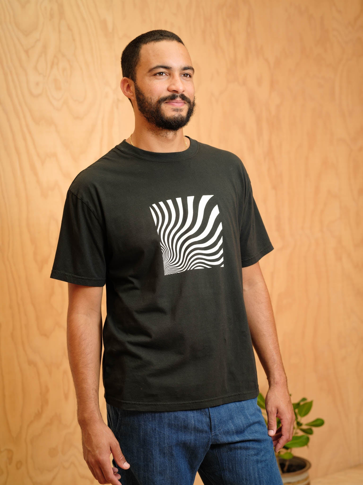 Optic Wave Tee - S - Mollusk Surf Shop - description