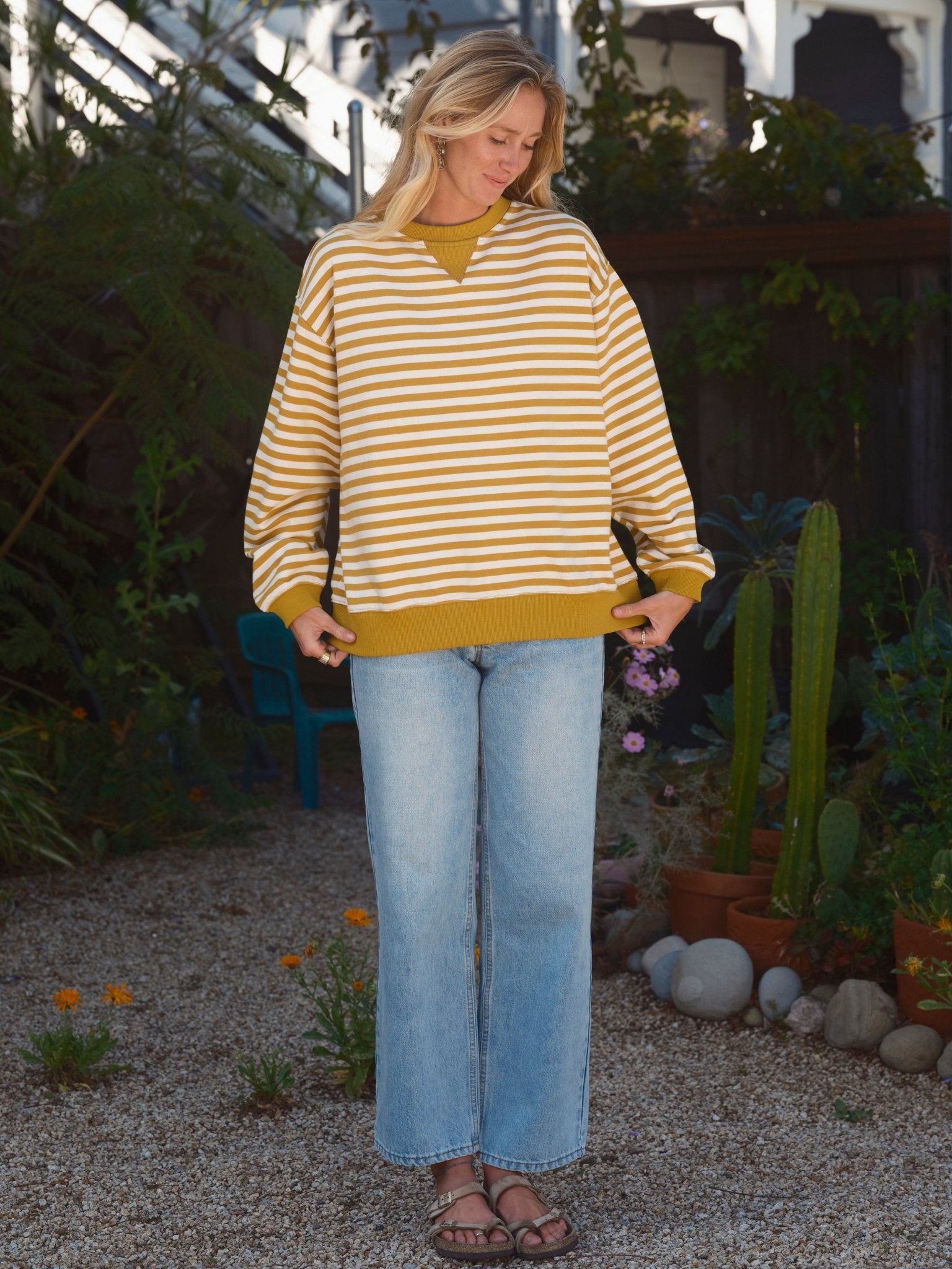 Oversized Crew - XS - Mollusk Surf Shop
