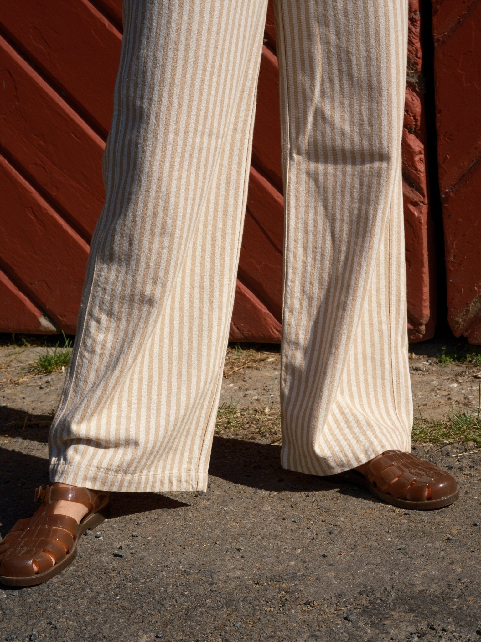 Parker Pants - XS - Mollusk Surf Shop - description