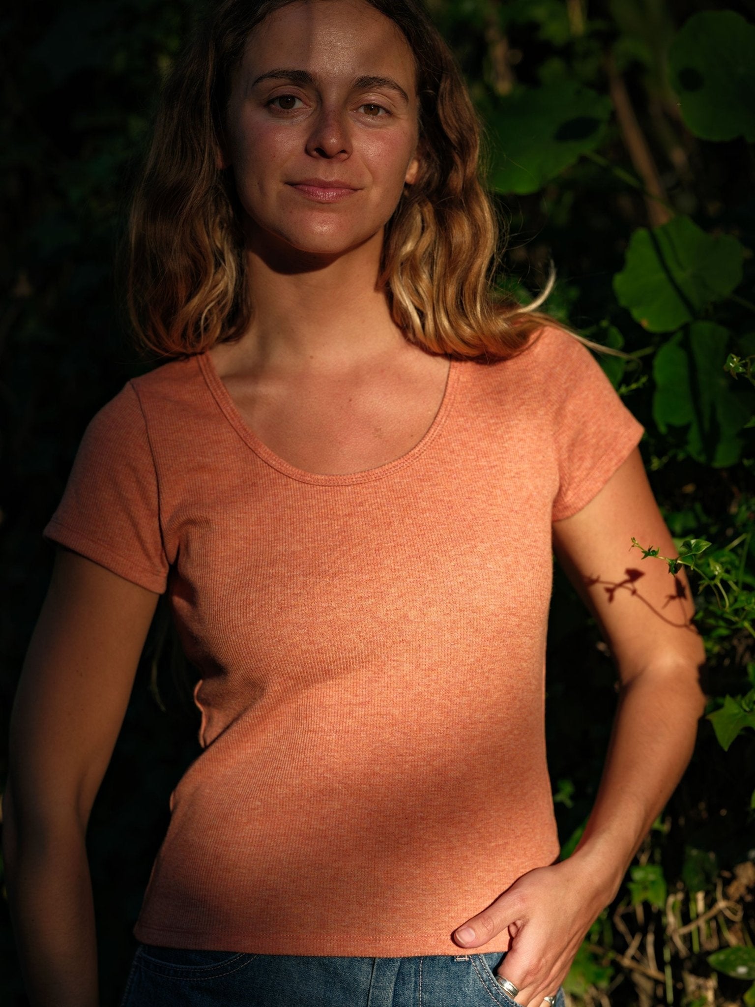 Scoop Ribsy Tee - Strawberry - Mollusk Surf Shop
