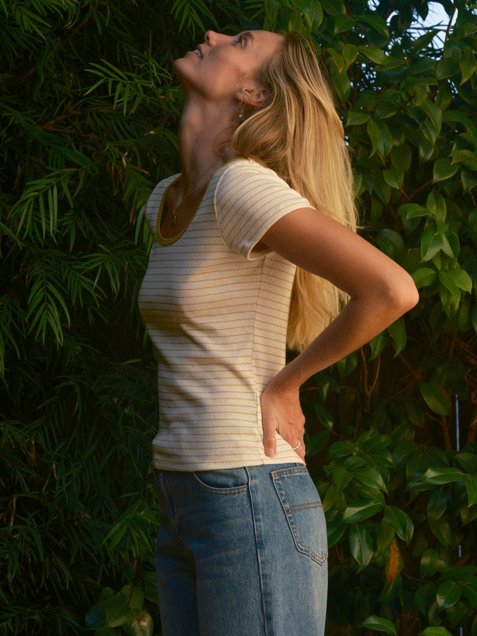 Scoop Ribsy Tee - XS - Mollusk Surf Shop