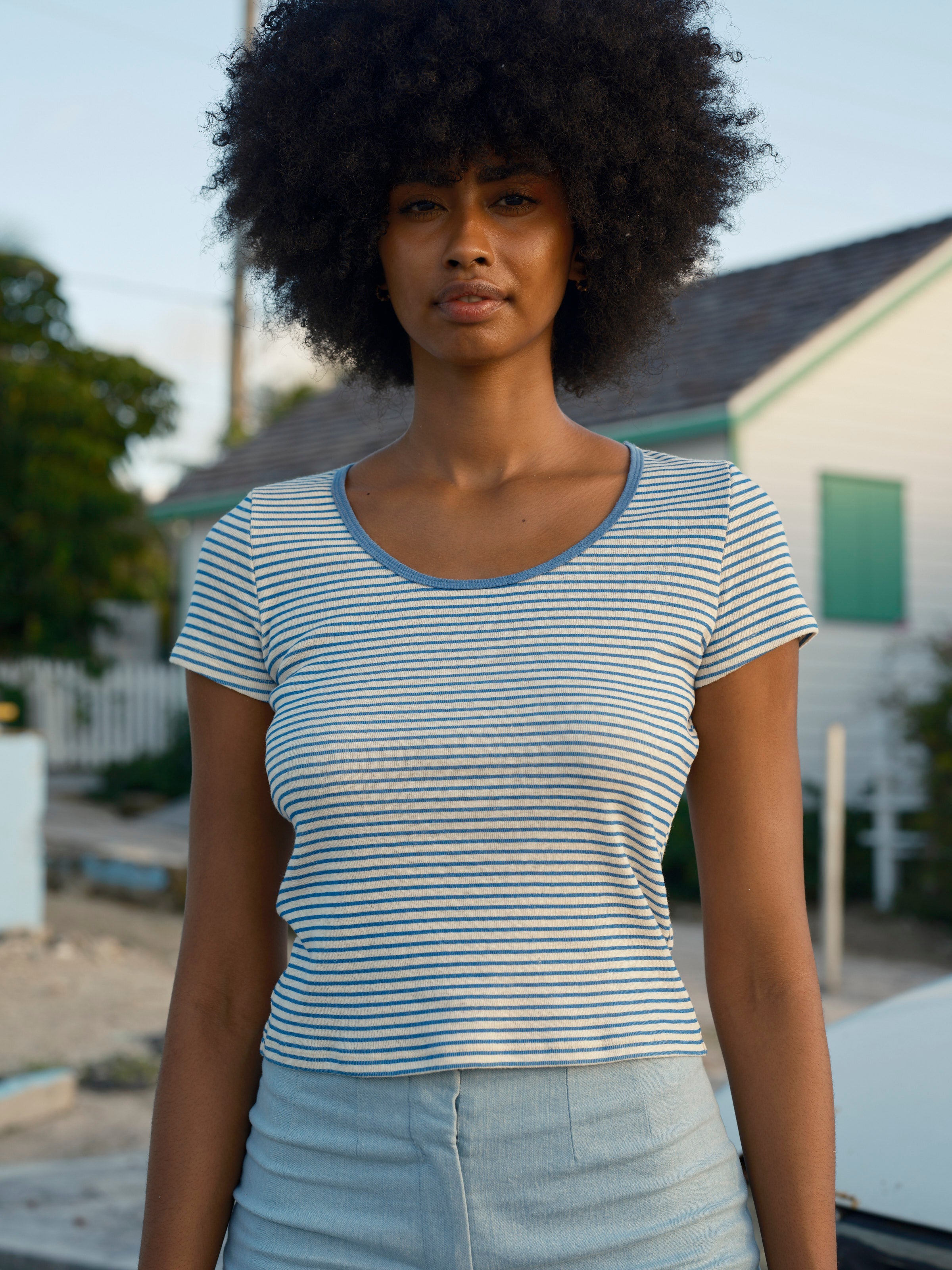 Scoop Ribsy Tee - XS - Mollusk Surf Shop