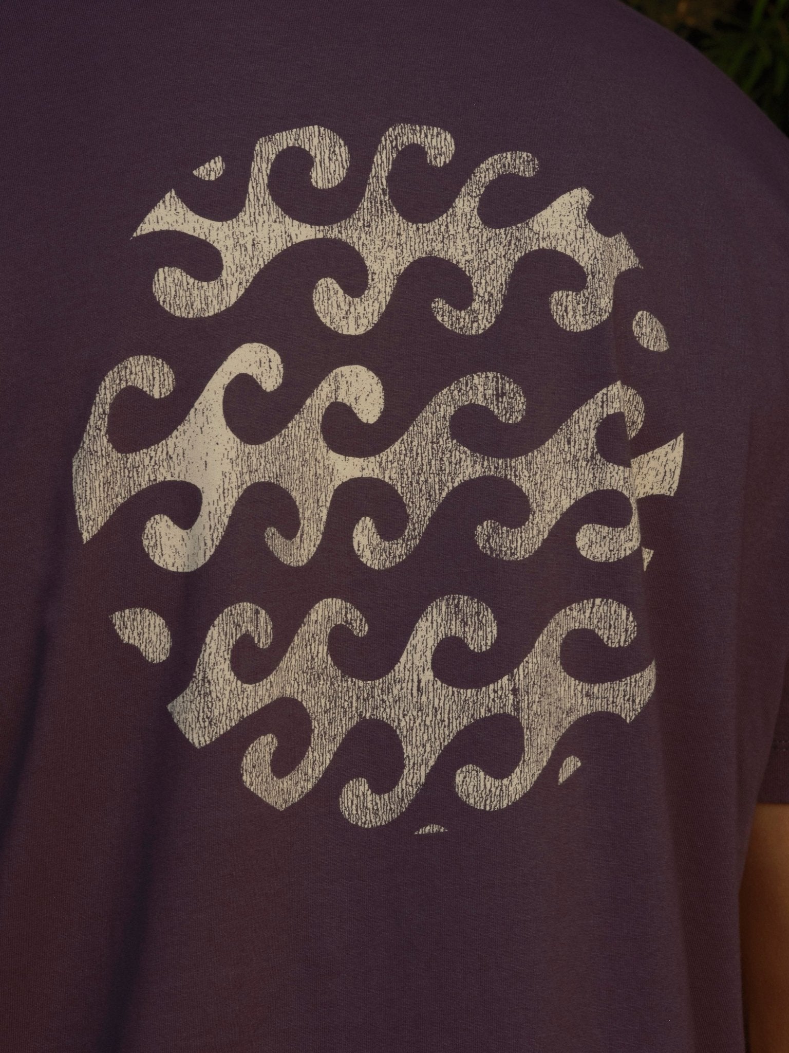 Scroll Tee - S - Mollusk Surf Shop