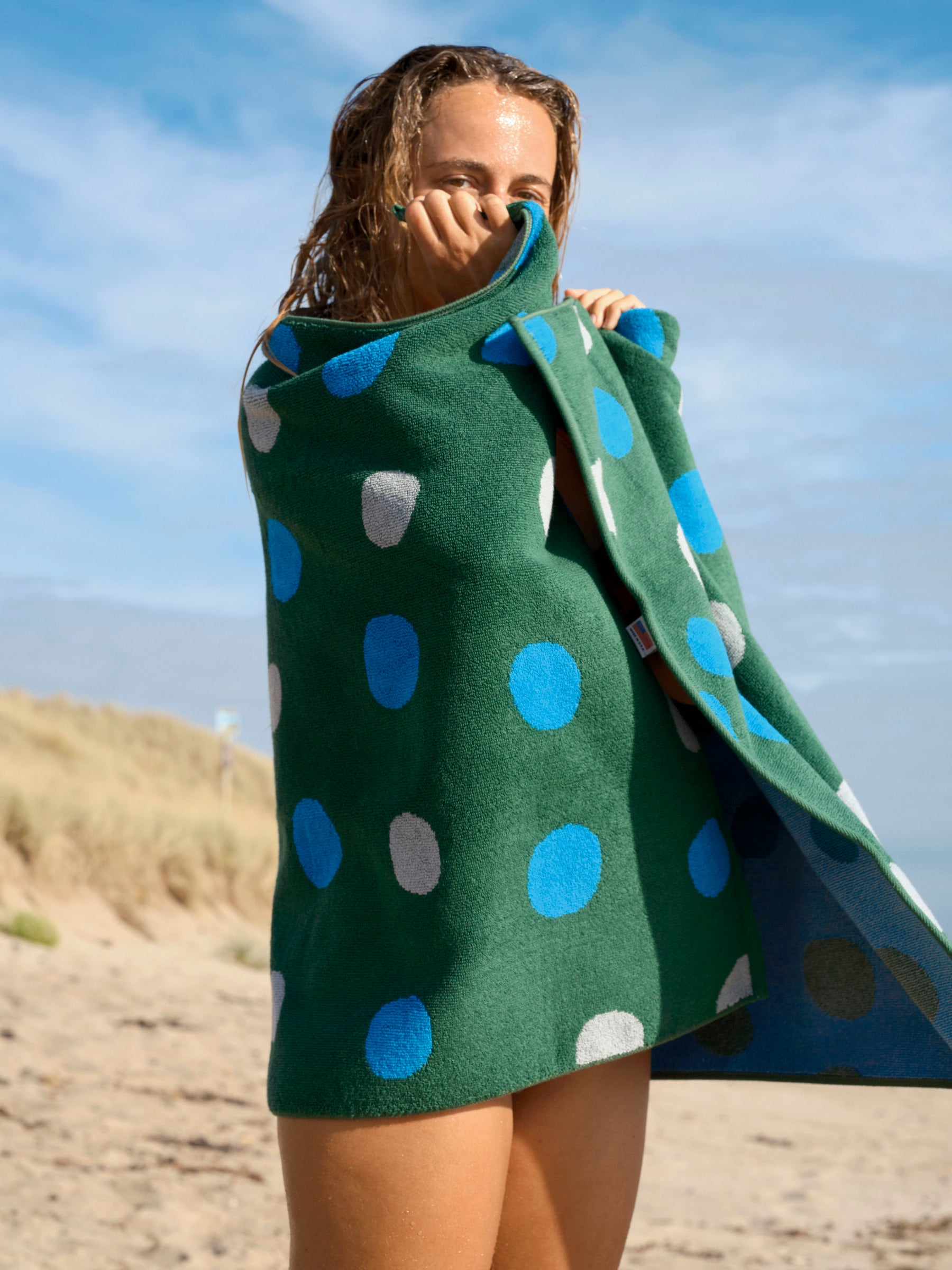 Seeing Dots Towel - OS - Mollusk Surf Shop