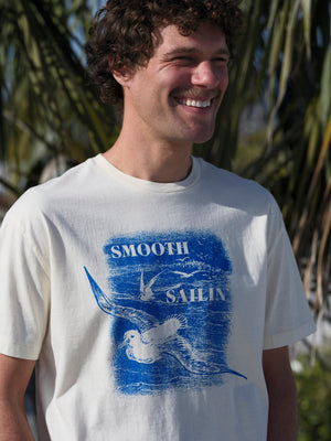 Smooth Sailin Tee - S - Mollusk Surf Shop