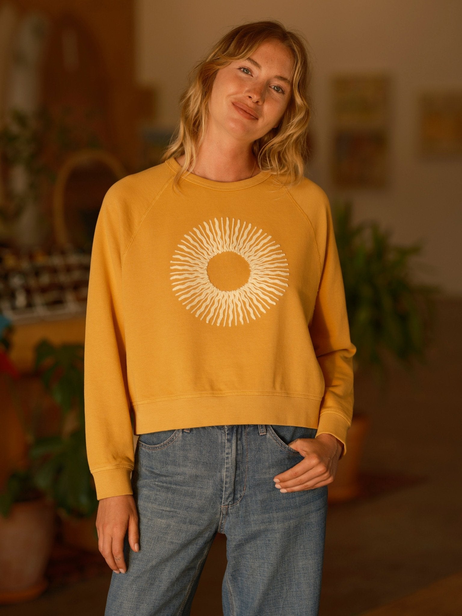 Solar Magnet Sweatshirt - XS - Mollusk Surf Shop