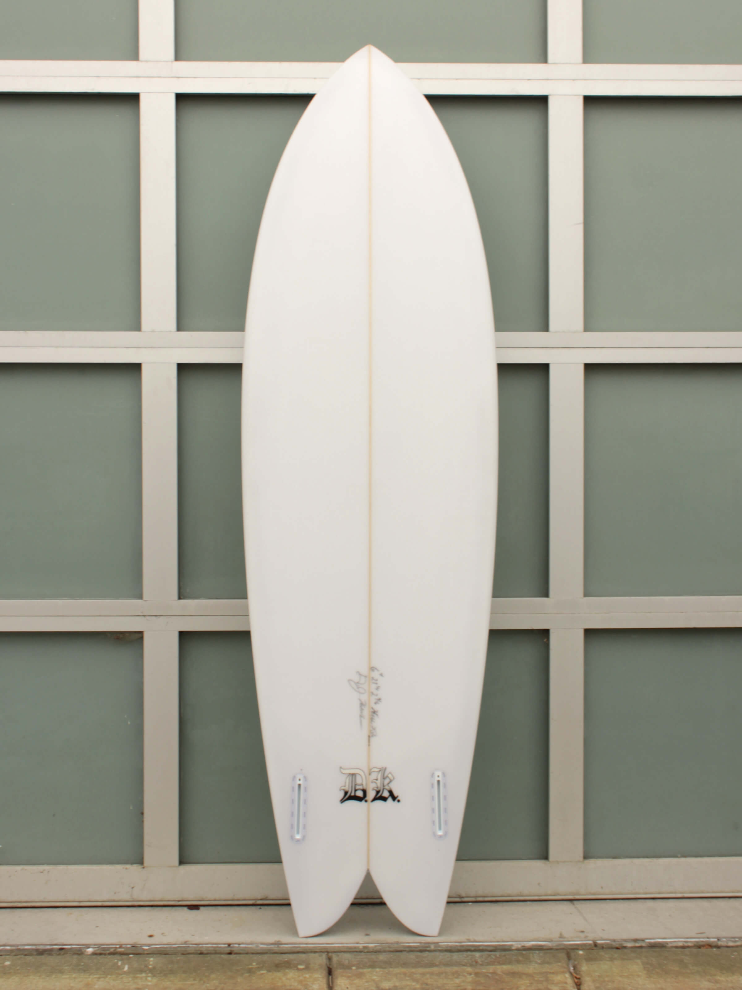 6'4 Rainbow Keel - Mollusk Surf Shop