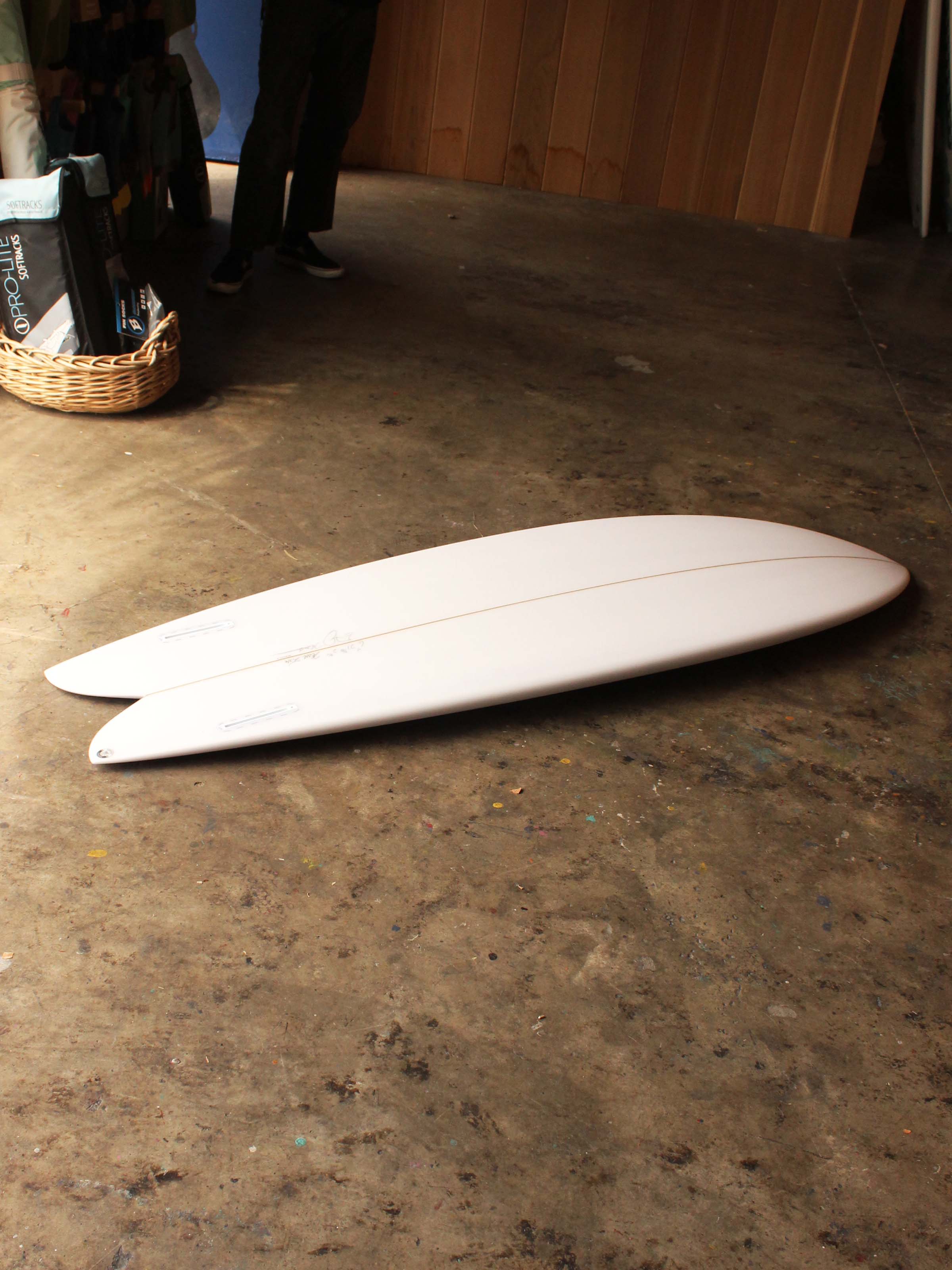 6'4 Rainbow Keel - Mollusk Surf Shop