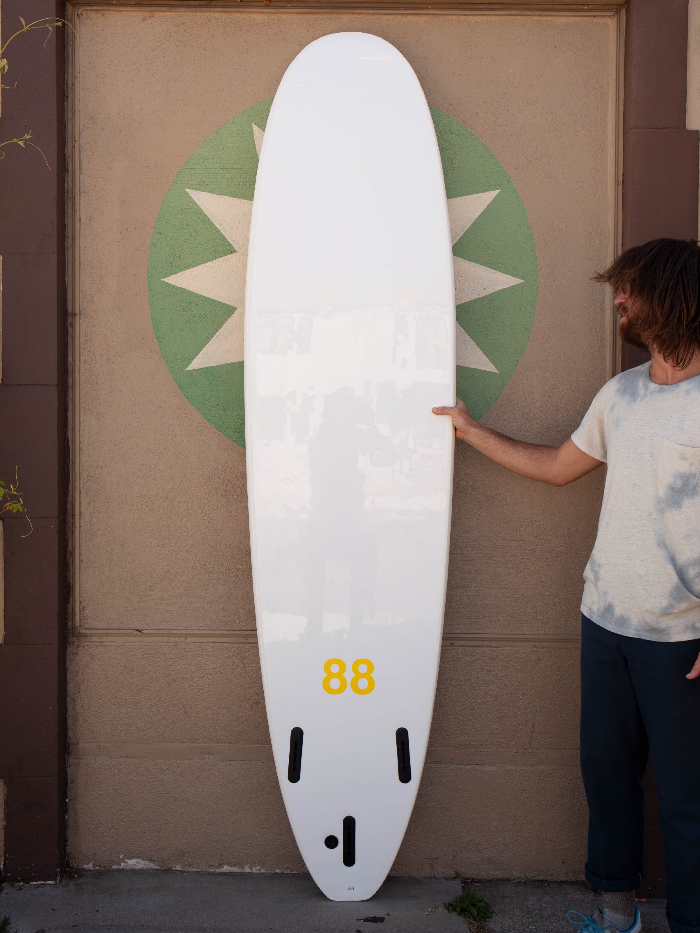 8'0 88 Surfboard ~ White/White - Mollusk Surf Shop