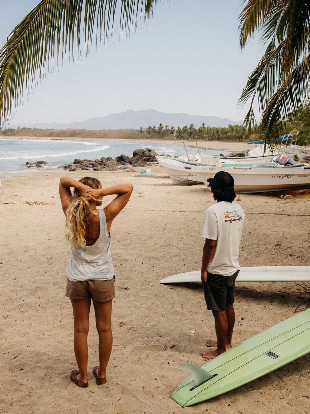 Chinook Tee - S - Mollusk Surf Shop